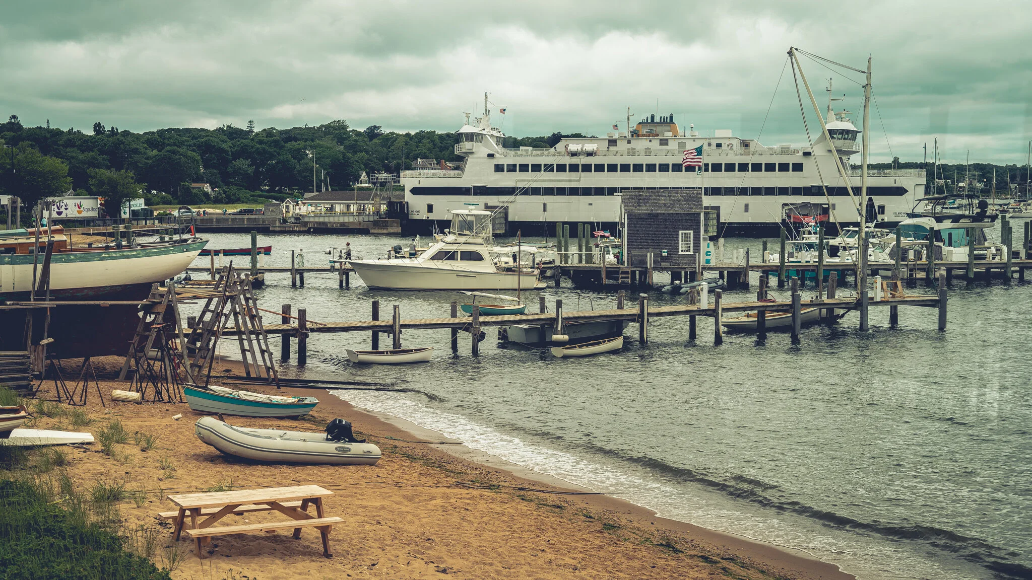 Vineyard Haven Marina
