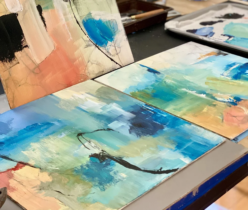 Navigating the Materiality of Experimental Art
