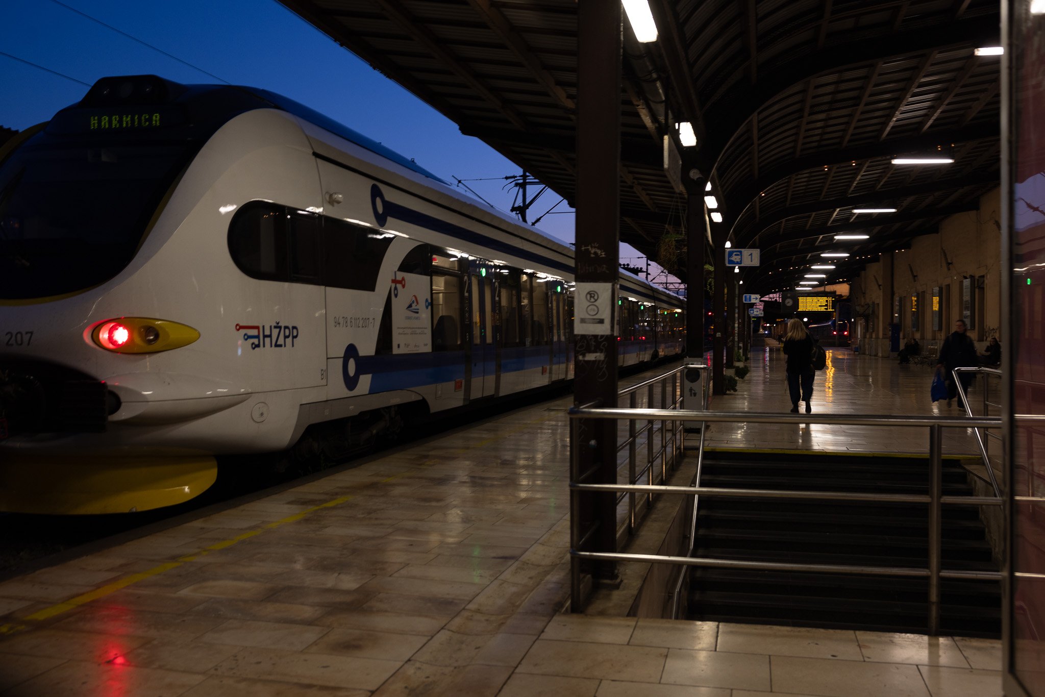 _94A0451-2.jpg