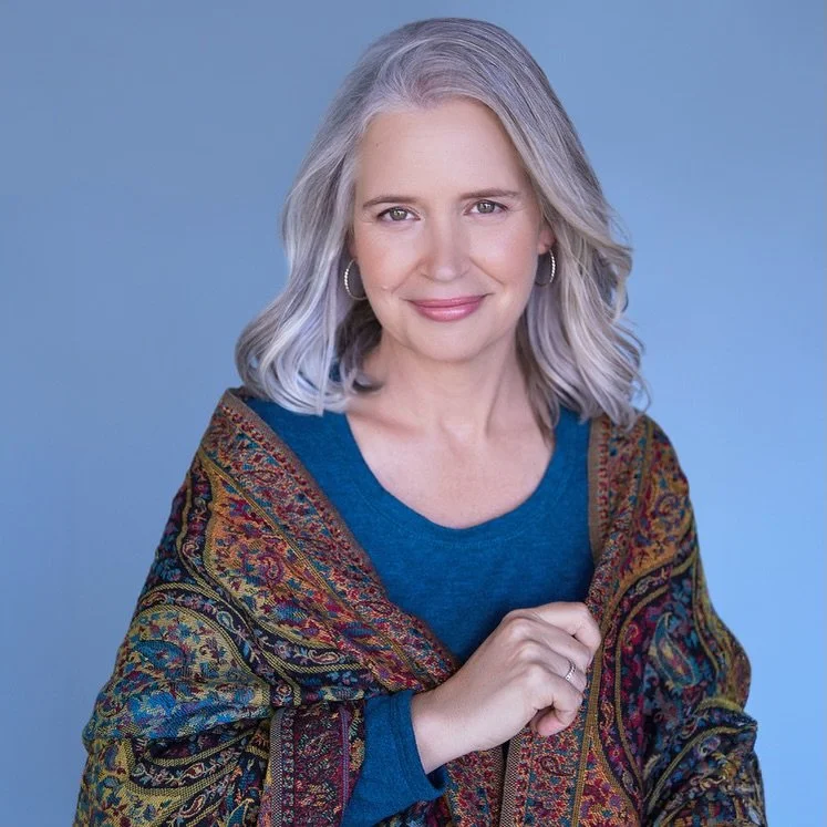 Is it possible to have presence and confidence while showing up as softly feminine? 
Oh my, yes 🌹

It&rsquo;s 2026. 
I invite you to show up any way you are and I&rsquo;ll show you your confidence for the world to see. 🤗👏🎉

The lovely Cam 🥰
Beau