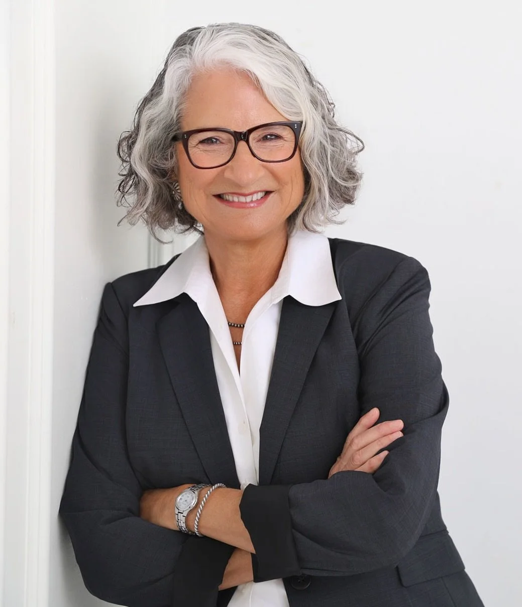 This is what a clear, current, professional image looks like.

Not overdone. Not overthought.

Just you, presented in a way that reflects your experience, your energy, and your capability.

You don&rsquo;t need to know how to pose or what to do 

Tha