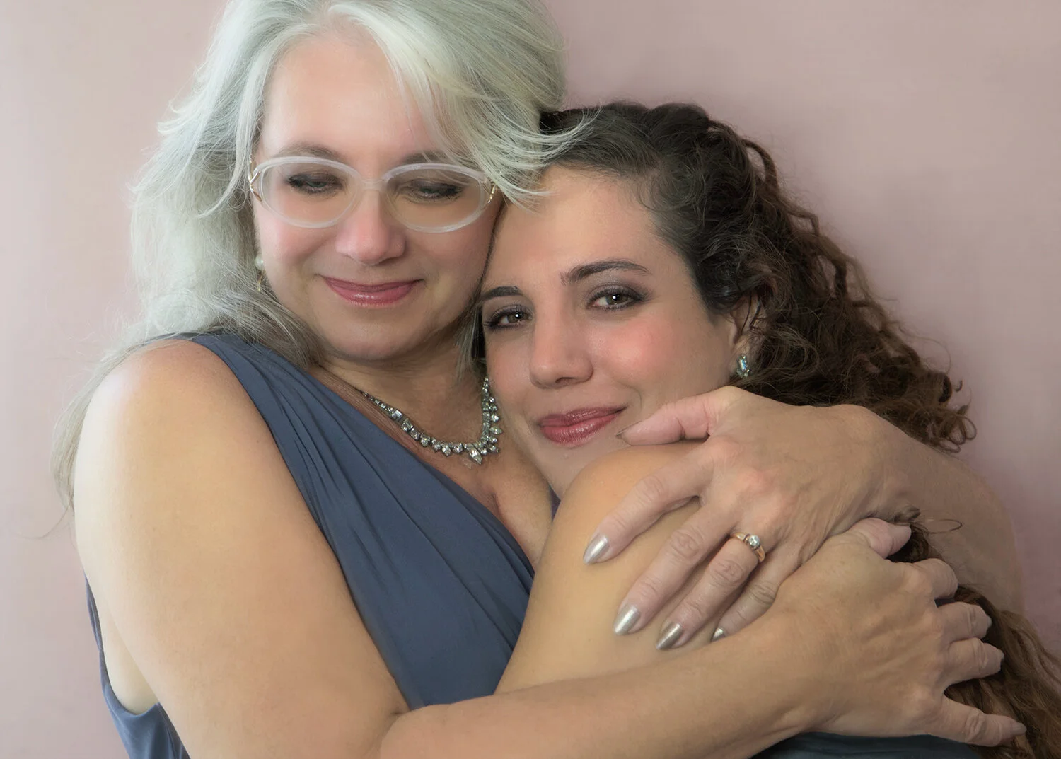 Mother_daughter_photography.jpg