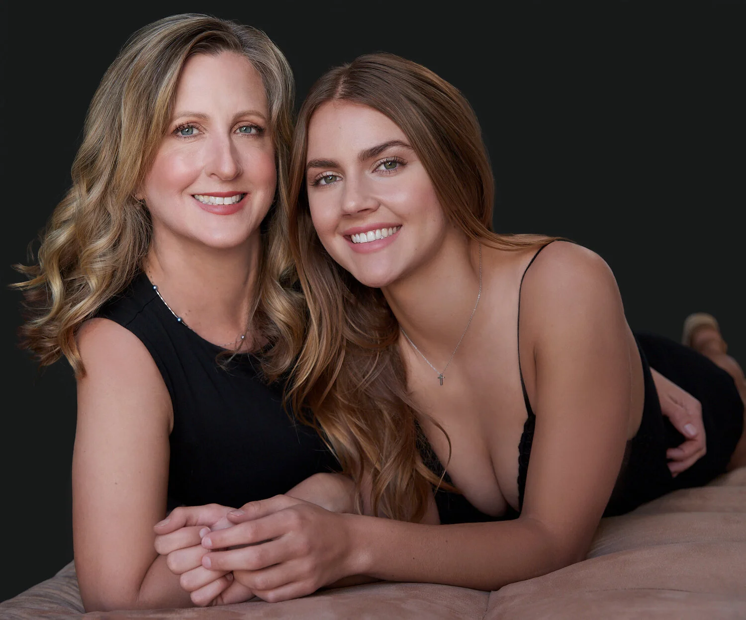 MotherDaughterPhotoshoot.jpg