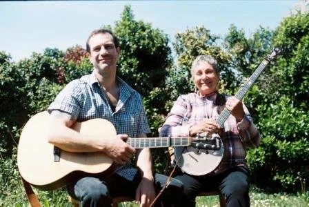 Migration of songs and ballads across the Atlantic