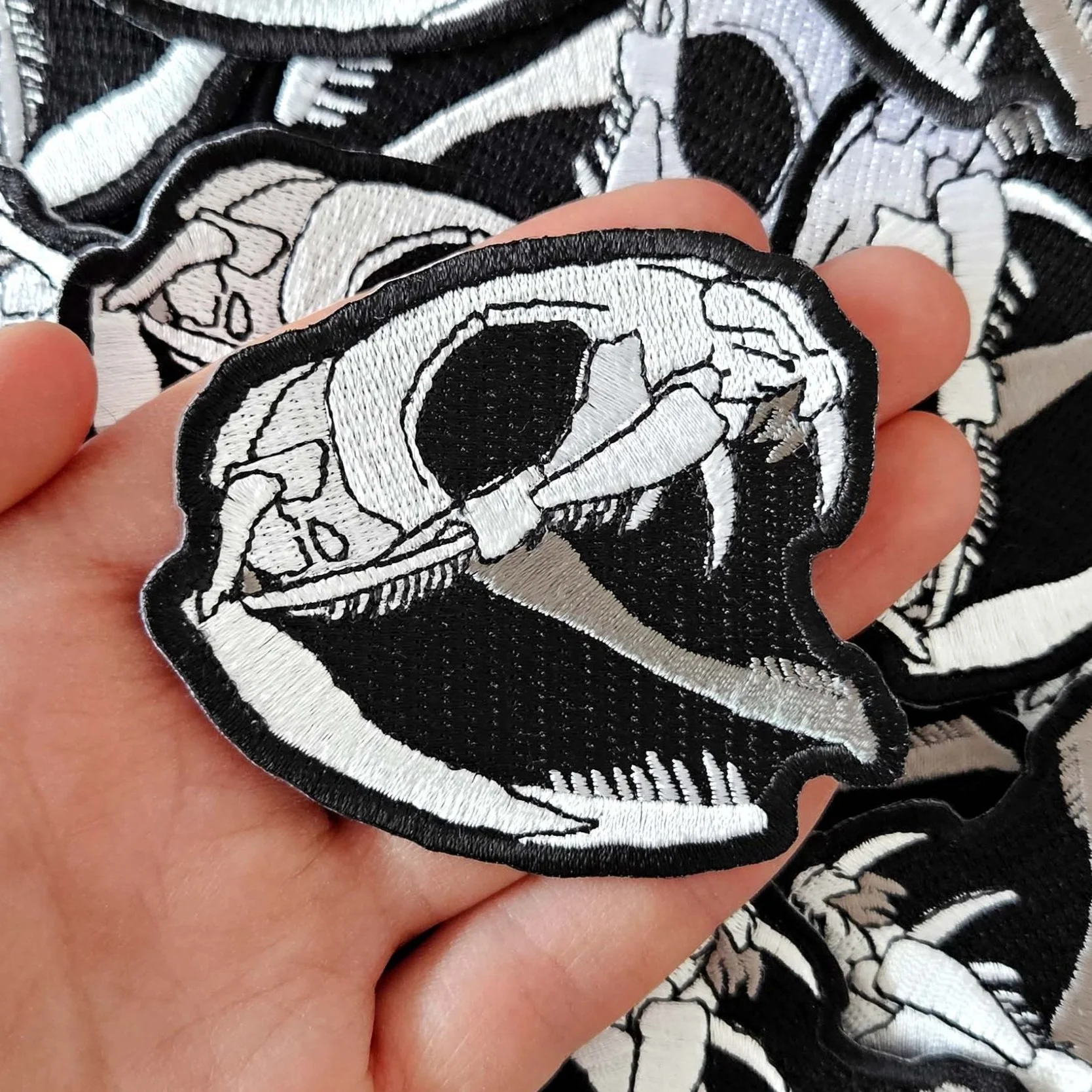SNAKE SKULL EMBROIDERY PATCH