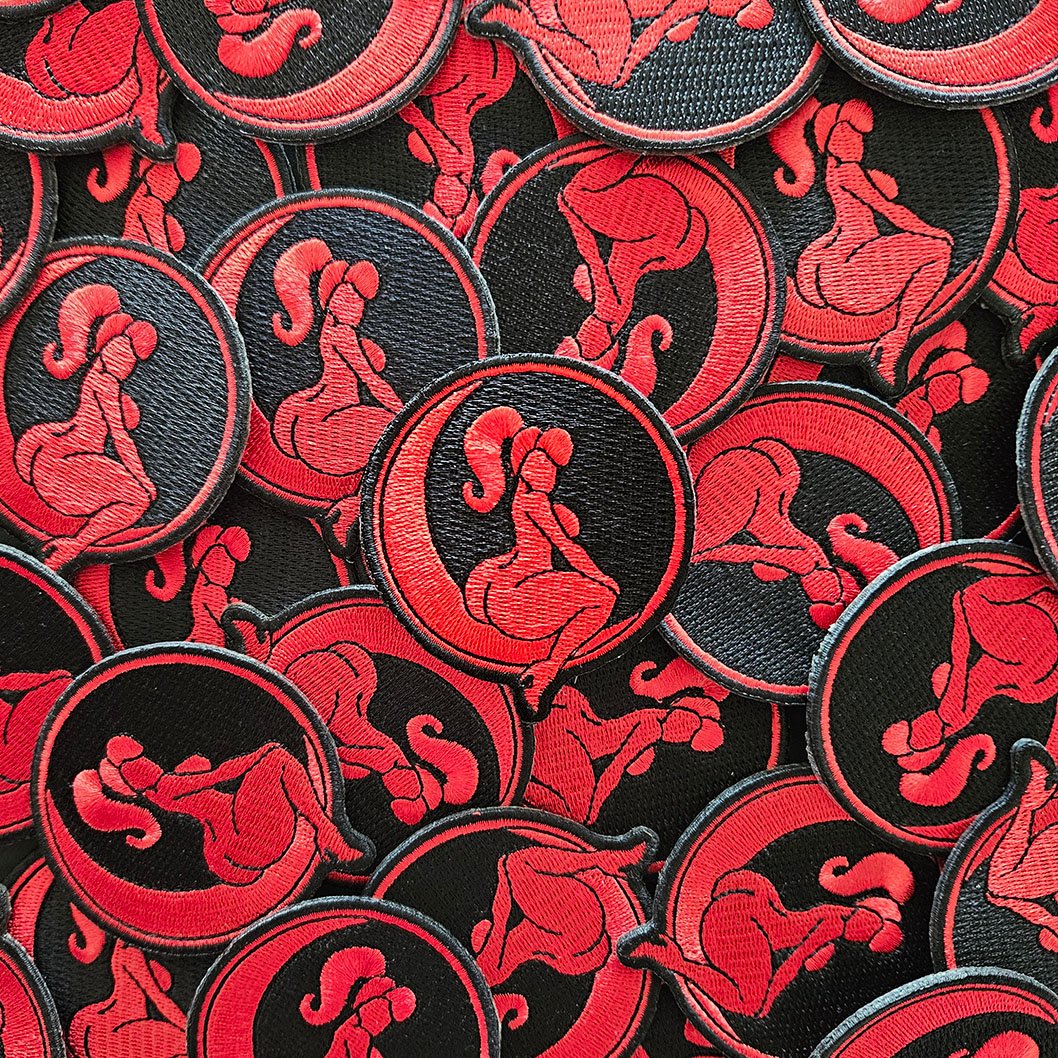 thick-girl-patch-embroidery-sexy-hourglass.jpg