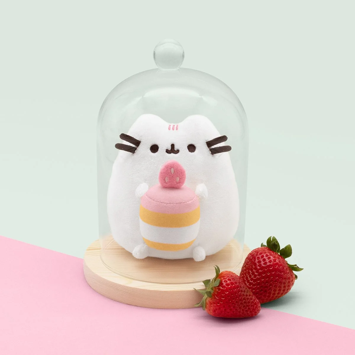 Pusheen_Summer25_SpoilerAds_Plush_1_Square.jpg