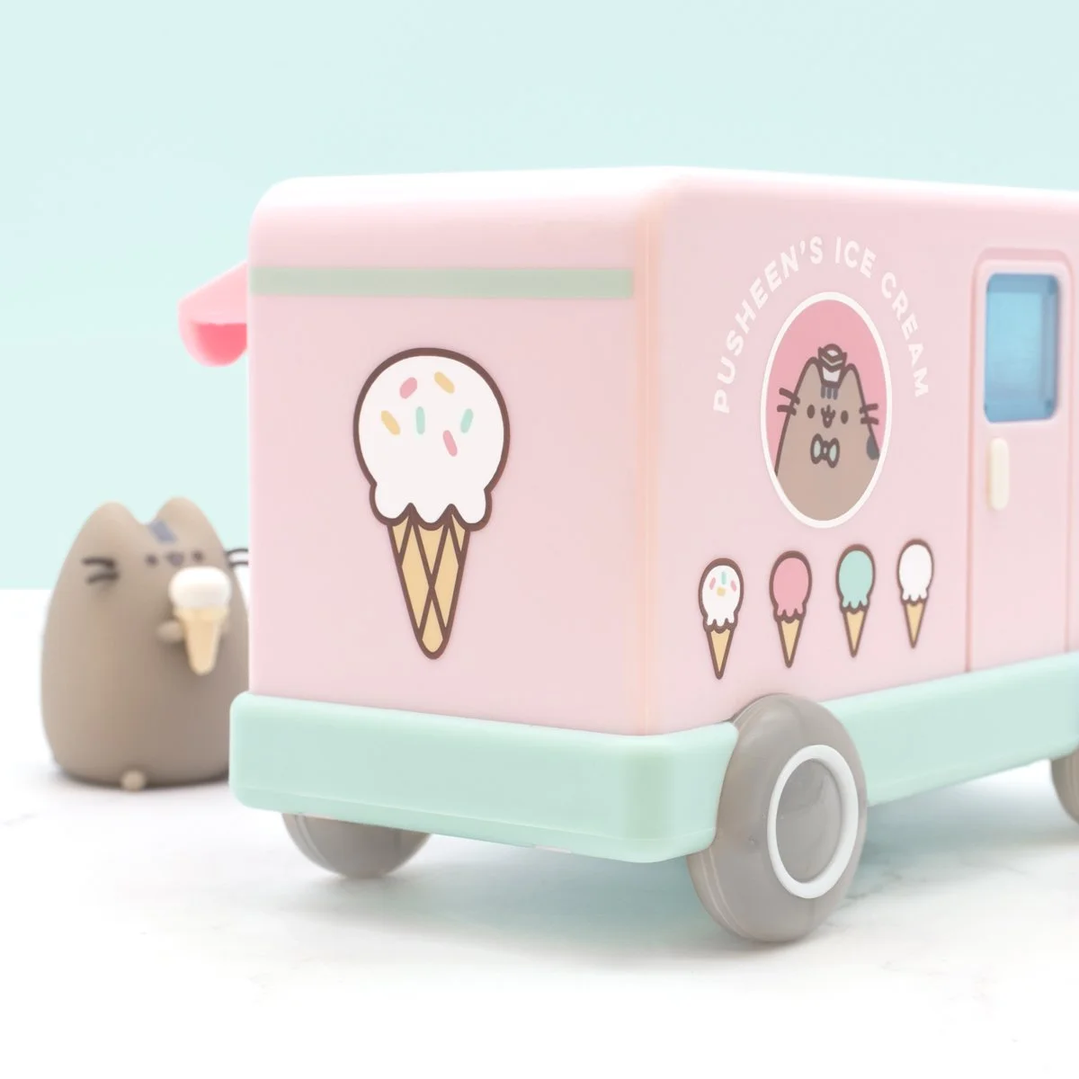 Pusheen_Summer2021_Spoiler_VInyl_1.jpg