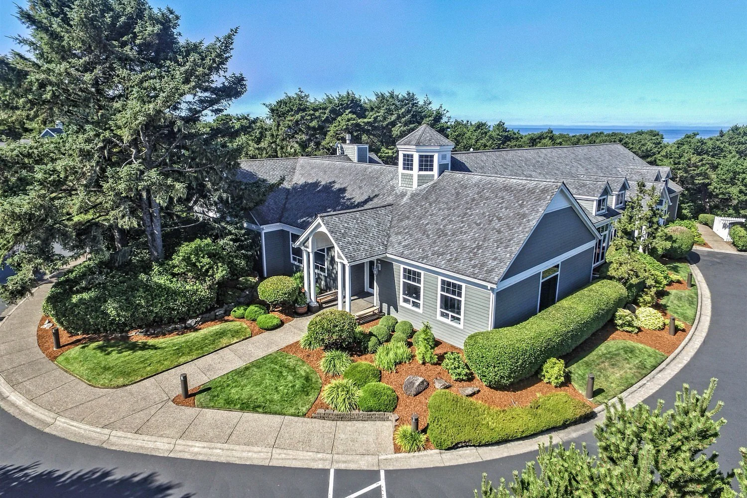 SS Clubhouse Aerial.jpg