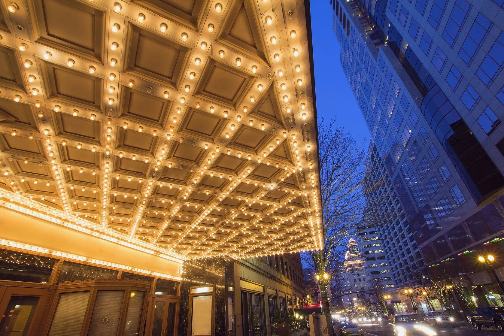 Schnitz at night.jpeg