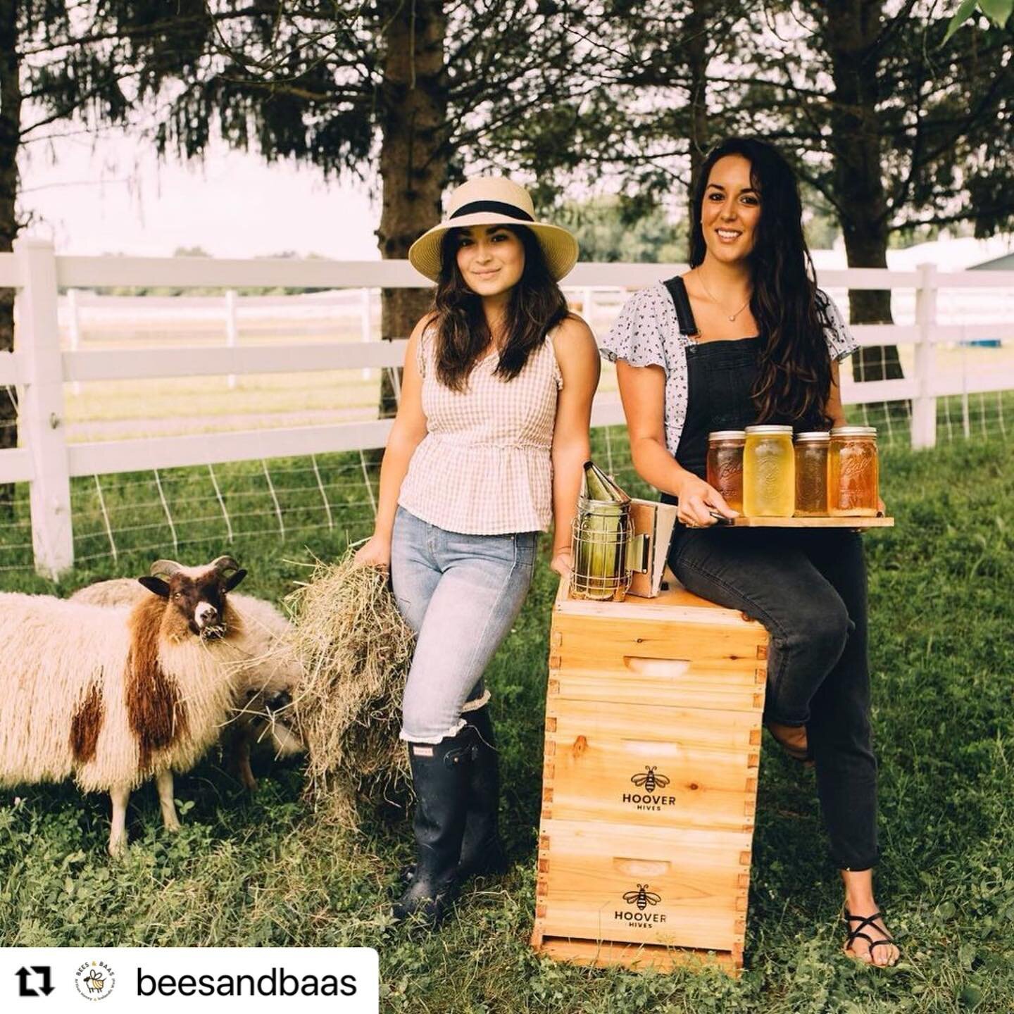Farm friends are the best! Please follow &amp; support our duck mentor, Julia &amp; her sister Sarah as they embark on an exciting new chapter! We sure love the sound of it!
#Repost @beesandbaas with @make_repost
・・・
I&rsquo;m so excited to finally b