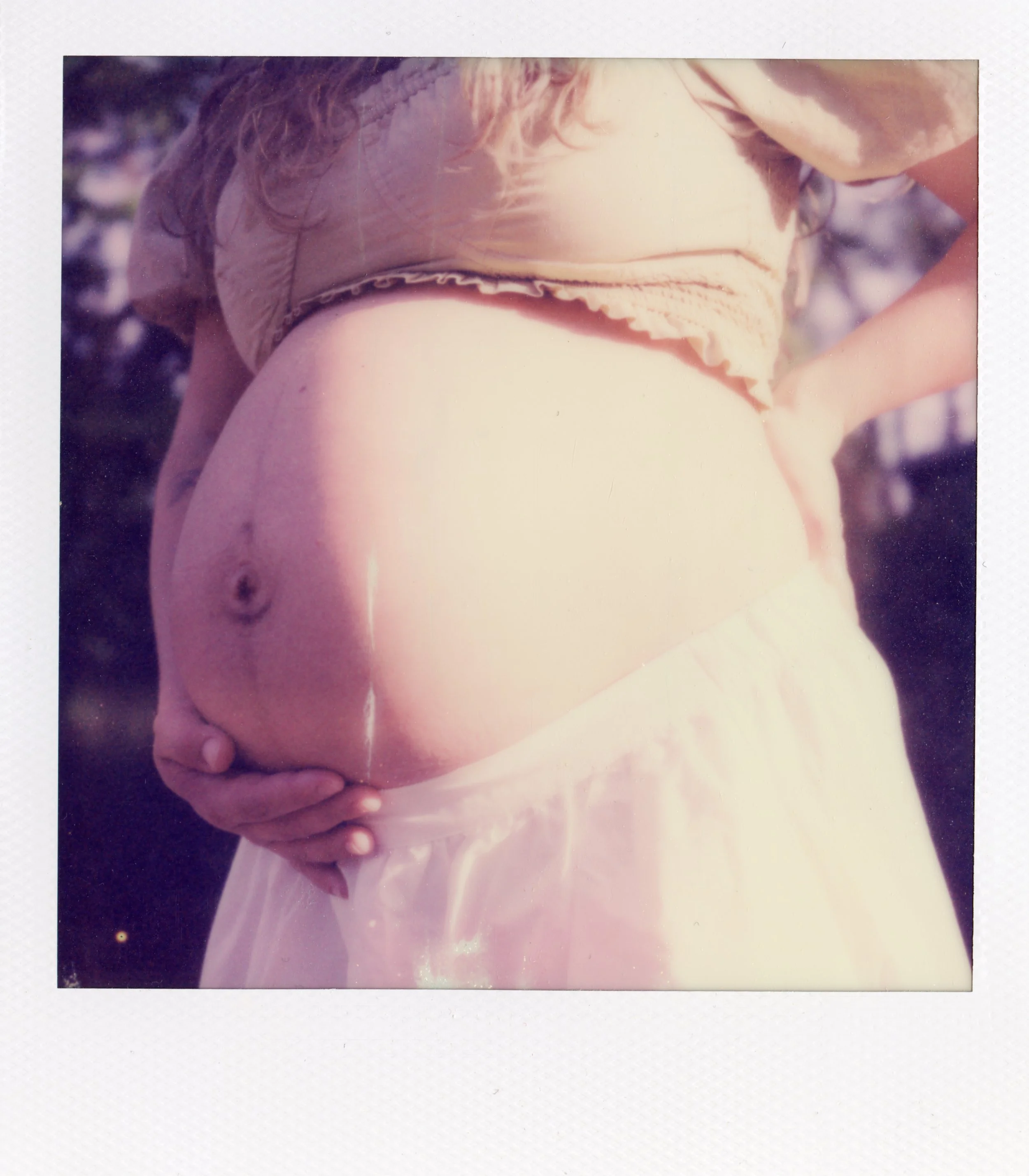 POLAROID-TRINA-MATERNITY-1.jpg