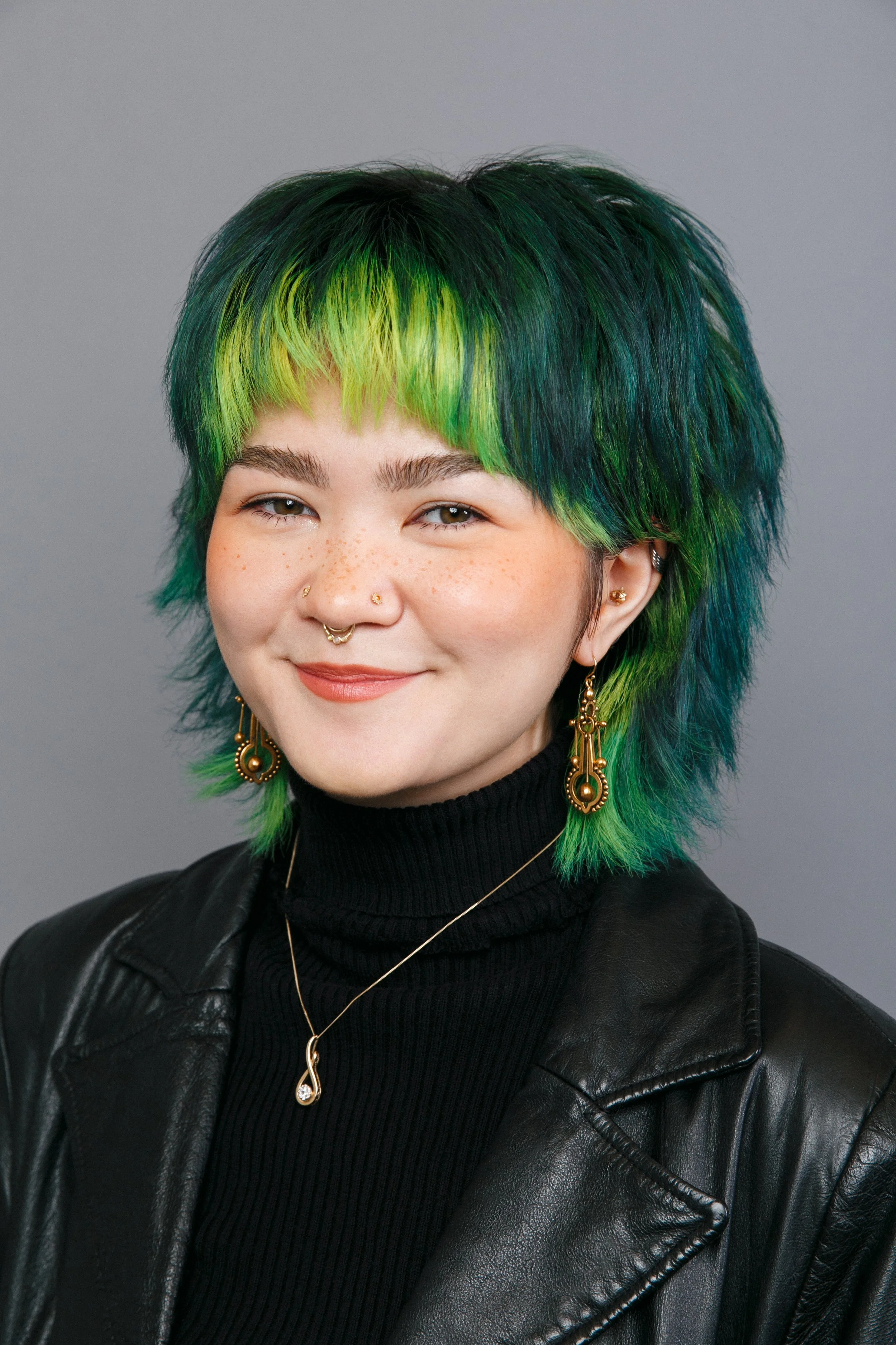 HEADSHOT2_JuliaCox-7.jpg