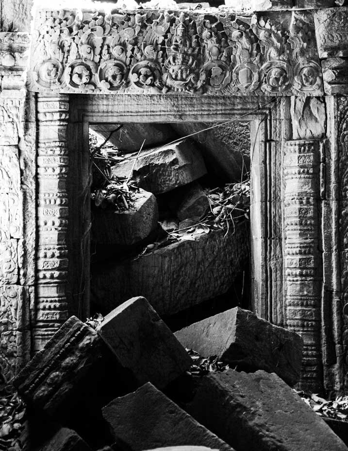 Ta-Prohm-.jpg