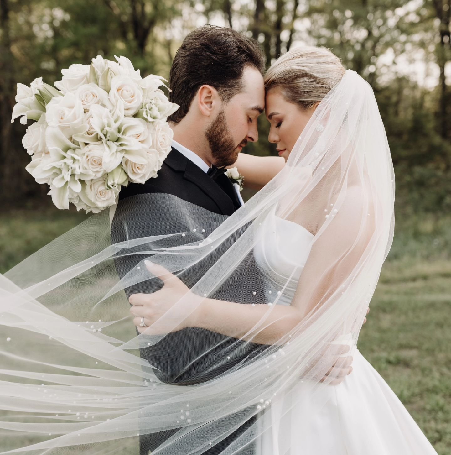 A few frames from Catie + Wade's beautiful spring wedding! 😍

Scrolling through these makes me so dang happy! These two were made for each other, and their day was just as stunning as they are!

The flowers, the venue, the elegance, ugh I can't get 