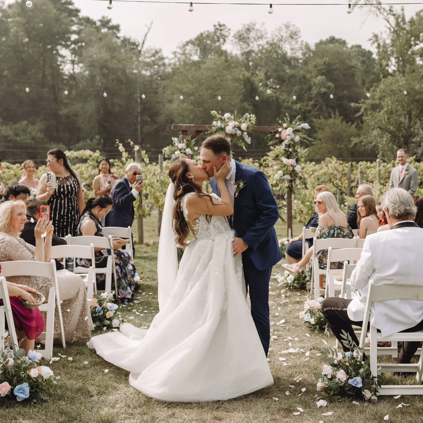 I will never get over this gorgeous vineyard wedding ceremony at @renaultwineryresort 😍

There's plenty more where these came from!! 

#newjerseyweddingphotographer #newjerseyphotographer #destinationweddingphotographer #vineyardwedding