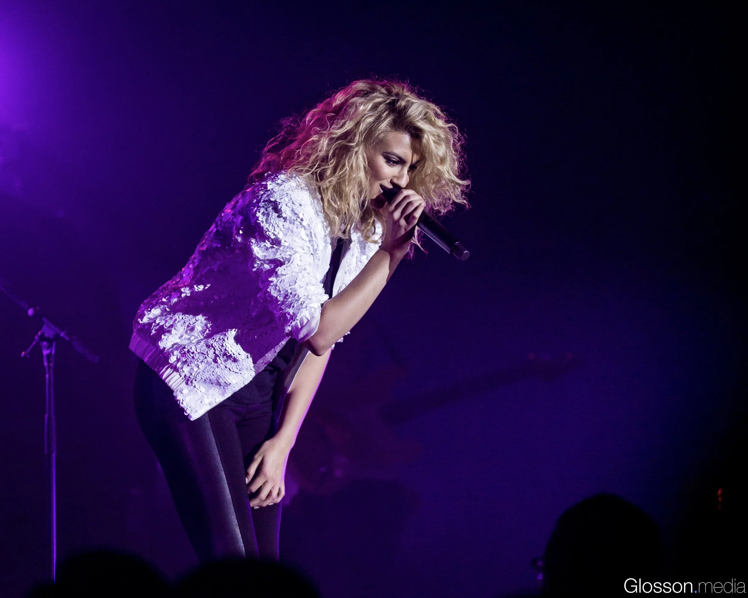 Tori Kelly-Glosson-10.jpg
