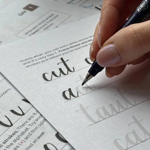 Easy-to-Follow Hand-Lettering Course for Anyone