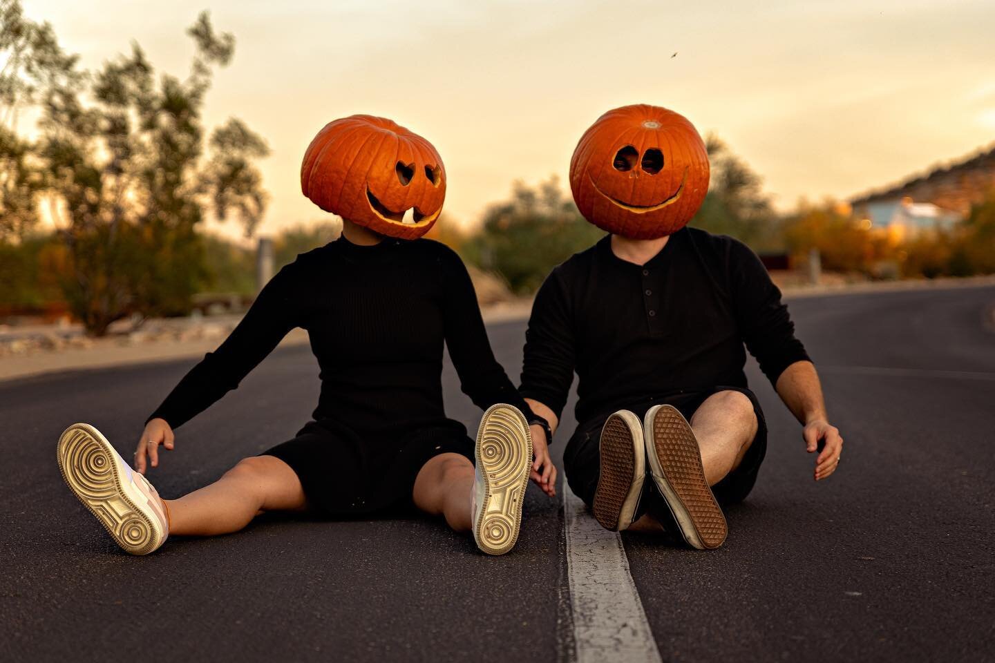 Halloween is one of my favorite time of year. When @livianfl came up with the pumpkin head idea, I couldn&rsquo;t say no, I was so excited to do it. We had so much fun during the photoshoot and I&rsquo;m obsessed with the results. What is your favori