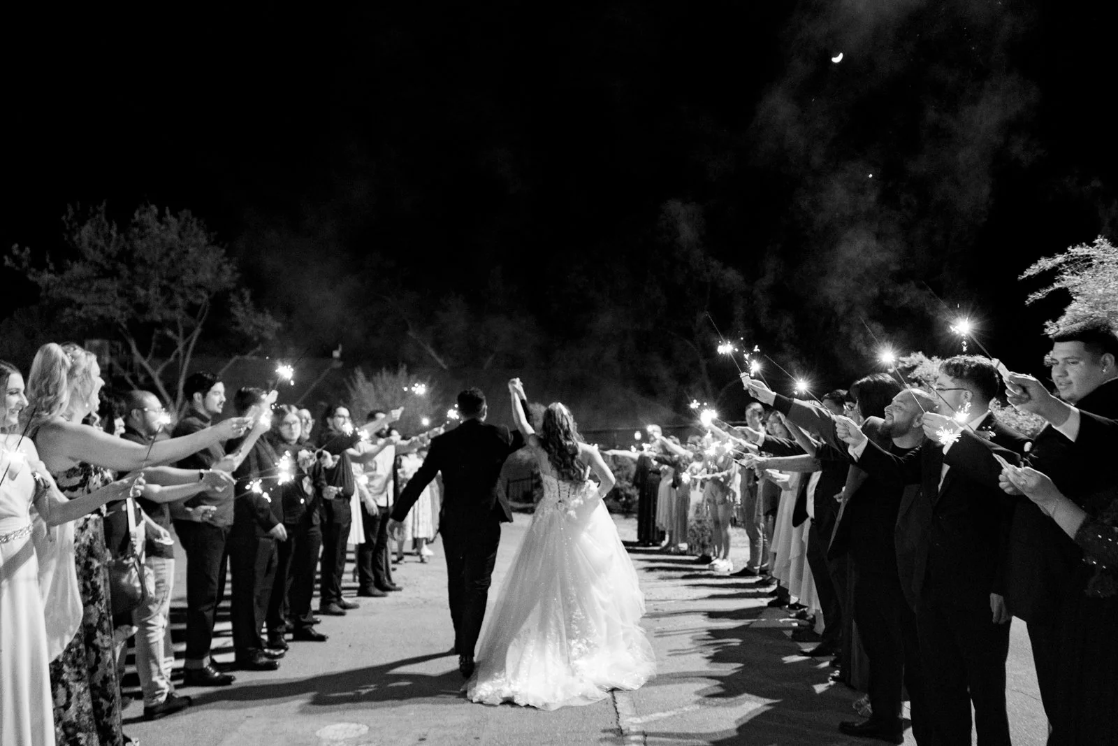 How many hours wedding photo coverage do I need