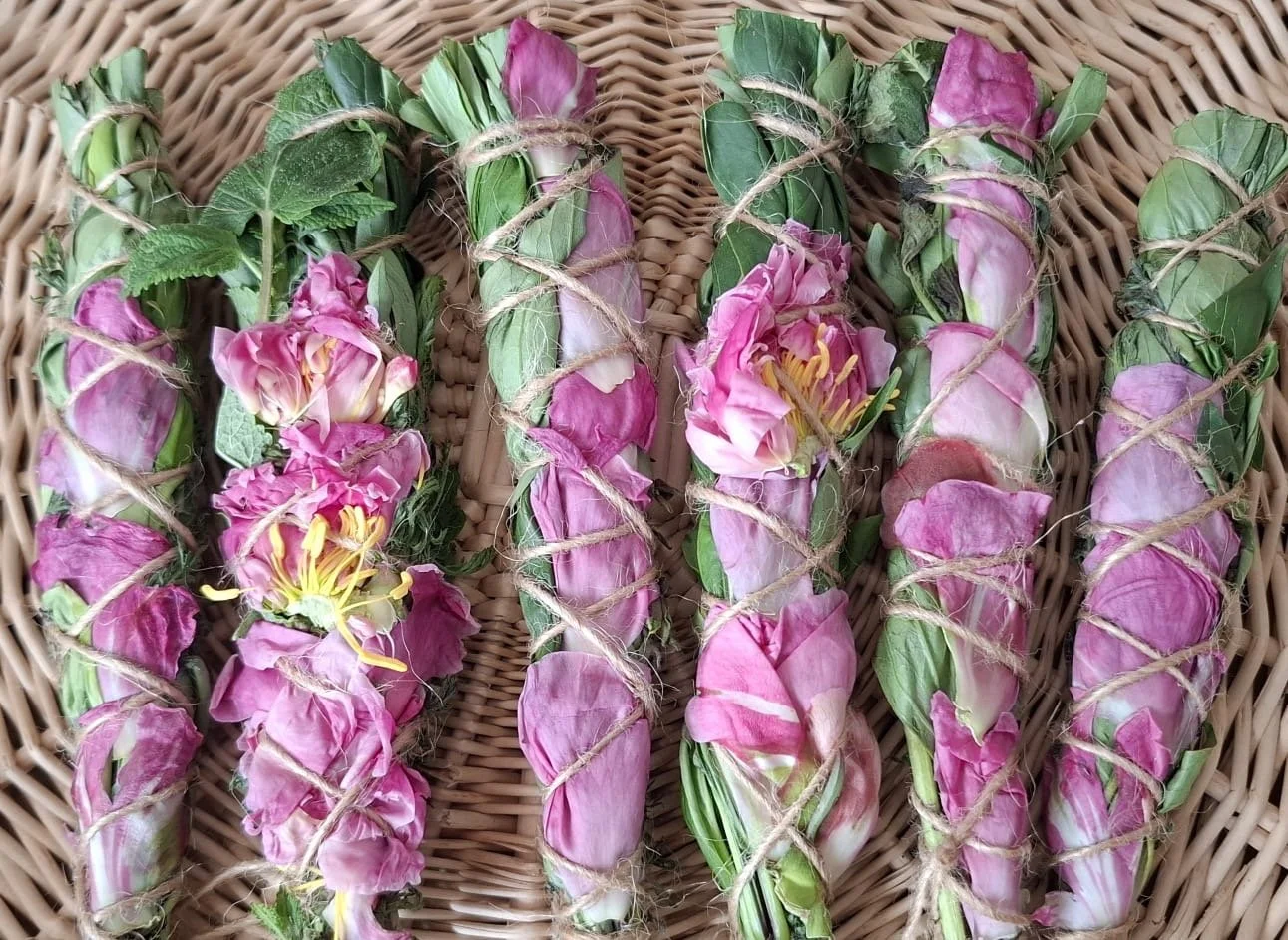 Summer Lavender Smudge sticks with Amanda - Sunday 16th August 2pm - 4:30pm
