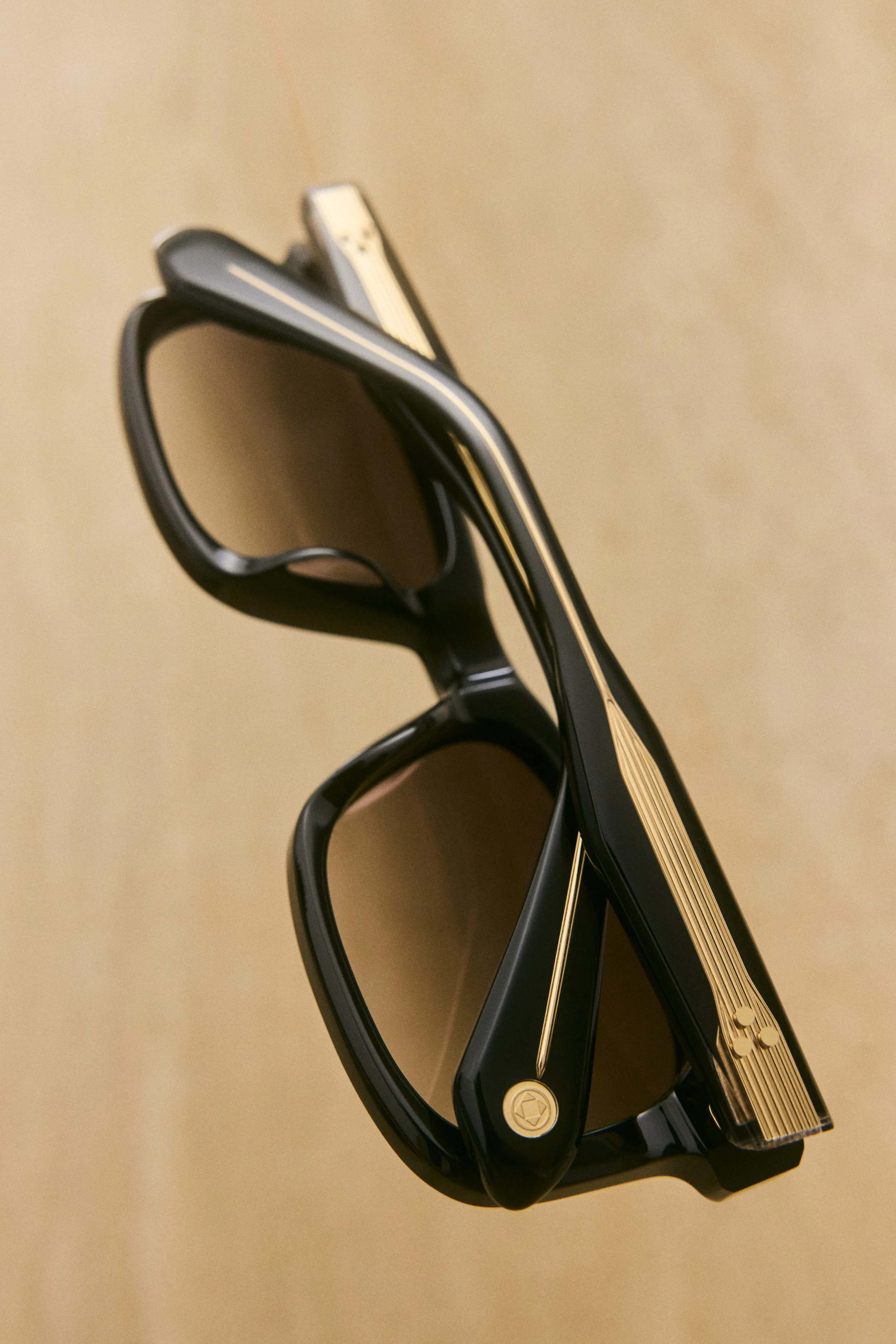 050925_LG-EDITO-PRODUCT1900.jpg