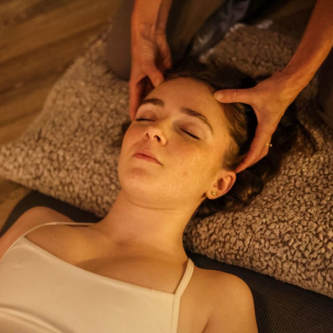 RESTORATIVE YOGA MASSAGE - FRIDAY 26th APRIL

Release and integrate the energies of this week's full Moon in Scorpio, one of the most intense full moons of the year.

Ruled by water and the planet Pluto, Scorpio asks us to confront our deepest emotio