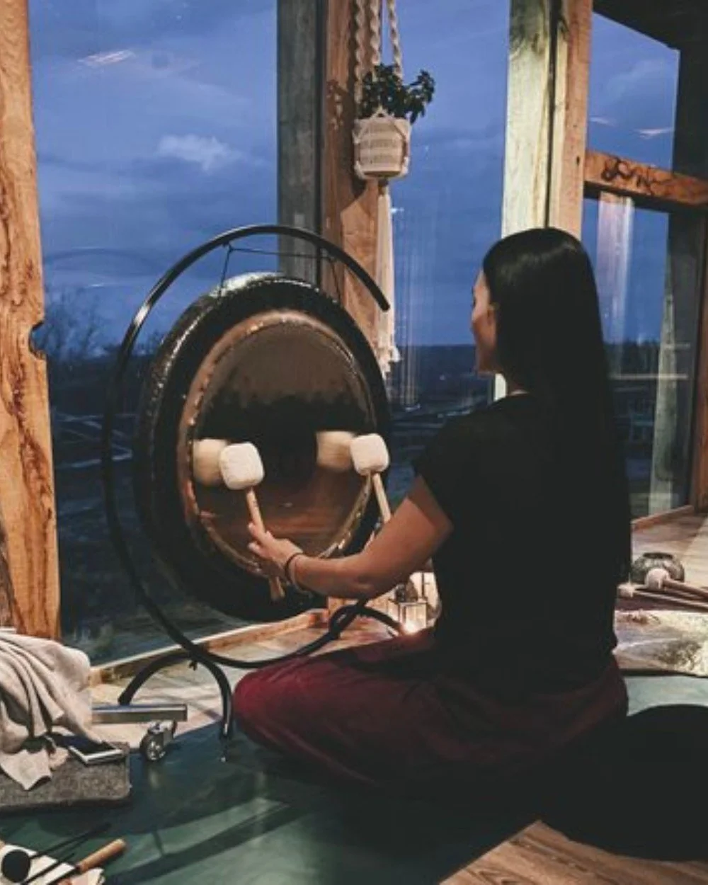 Ready to unwind and recharge with @yoga.andme? 

Join us for a transformative sound experience that melts away stress and uplifts your spirit. Let the harmonious vibrations of gongs and healing instruments open your heart to peace, love, and connecti
