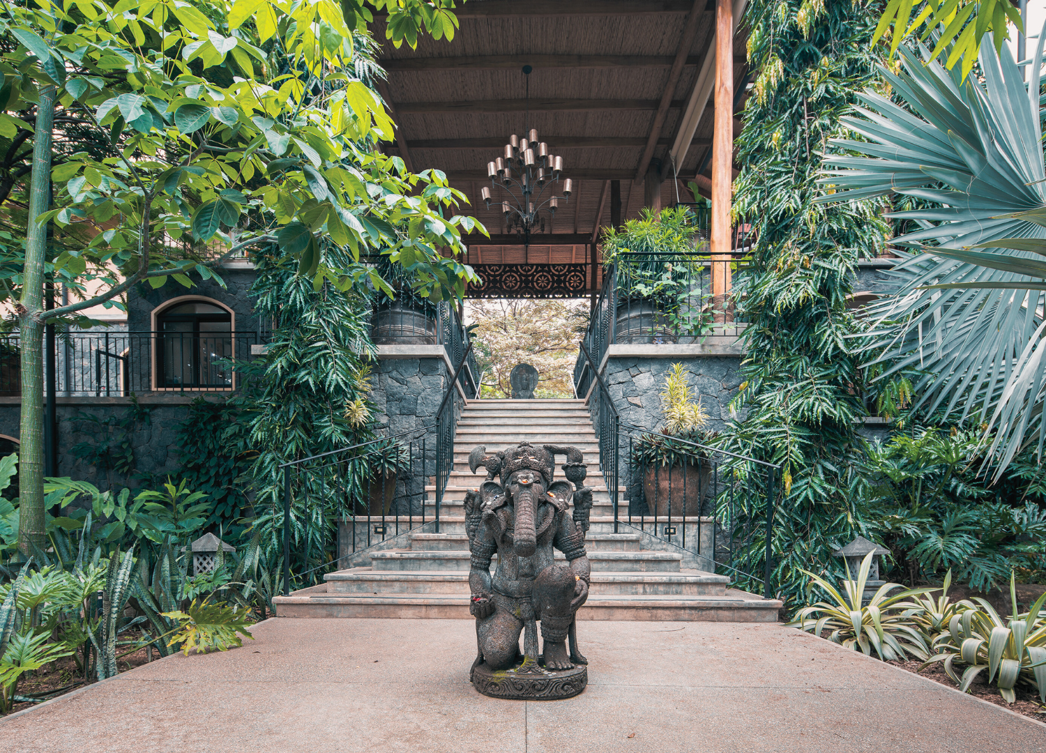 costa rica - venue (8).png