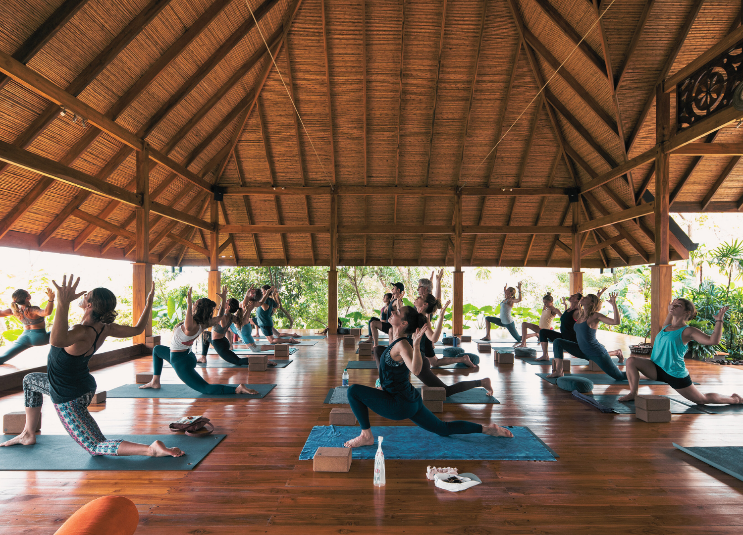 costa rica - yoga (6).png