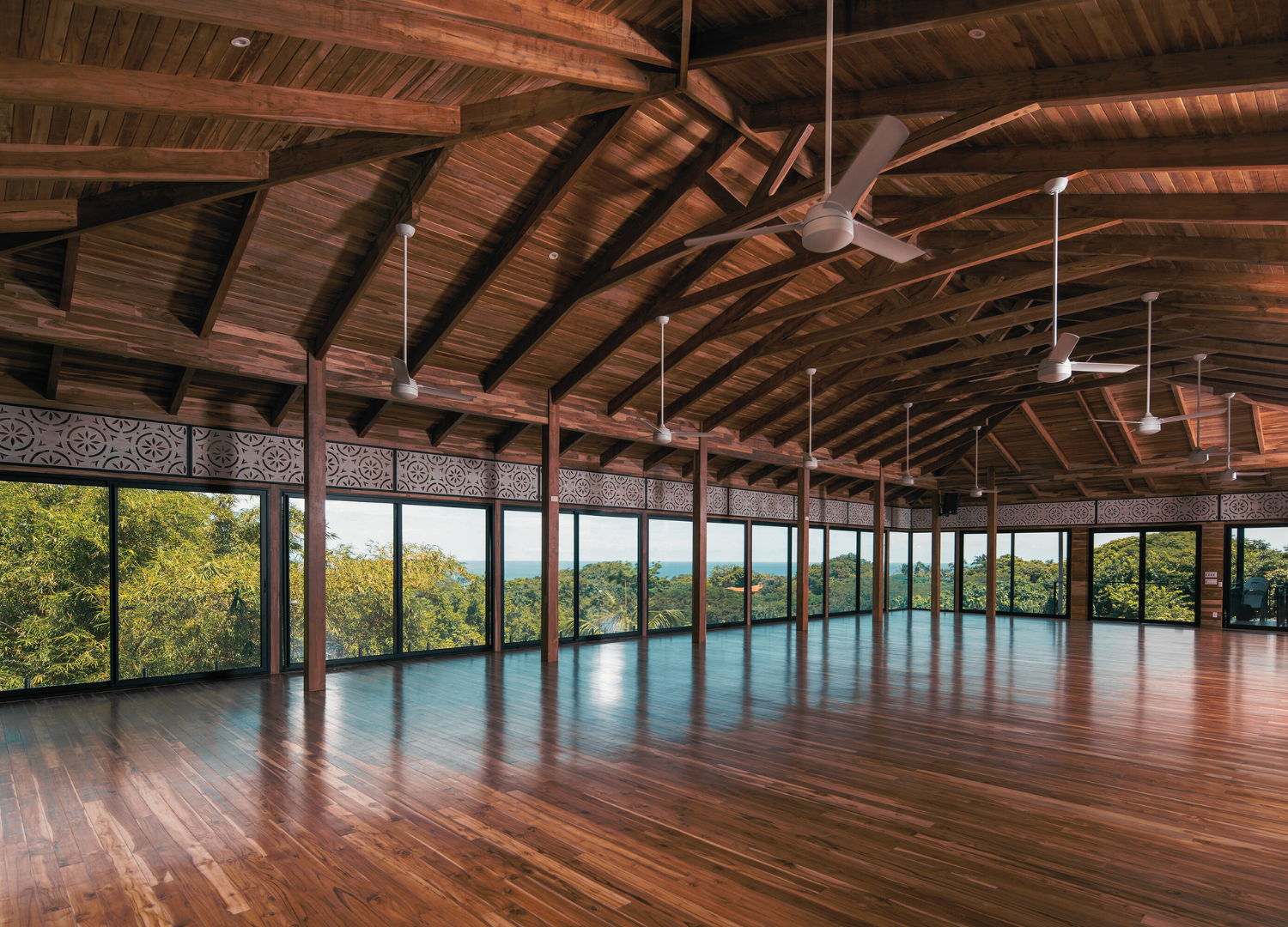 costa rica - yoga (9).png