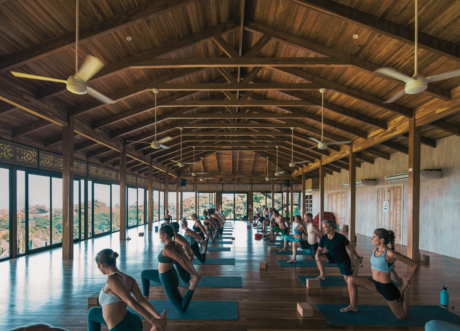 costa rica - yoga (2).png