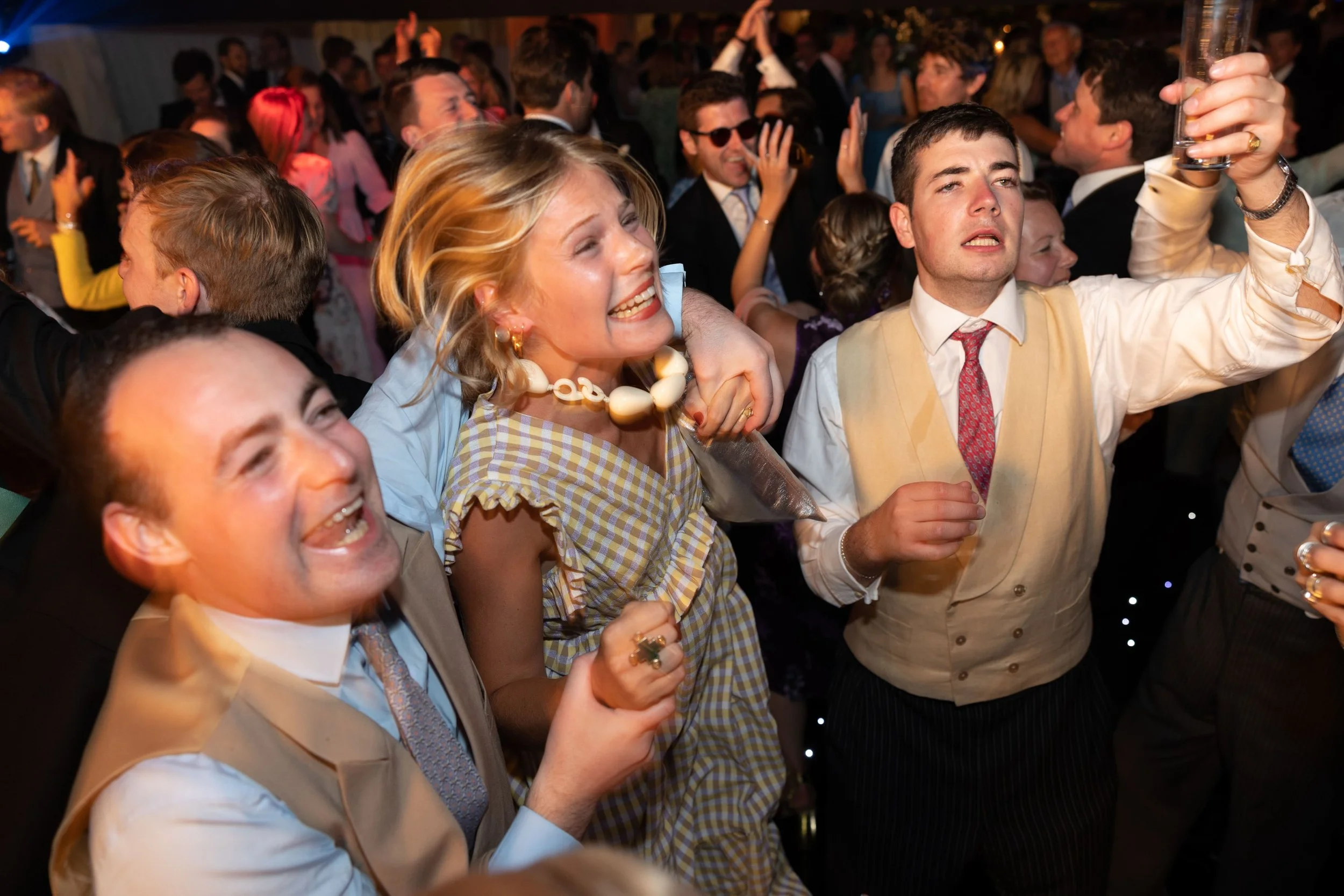 C3235-1027- srgb.jpg