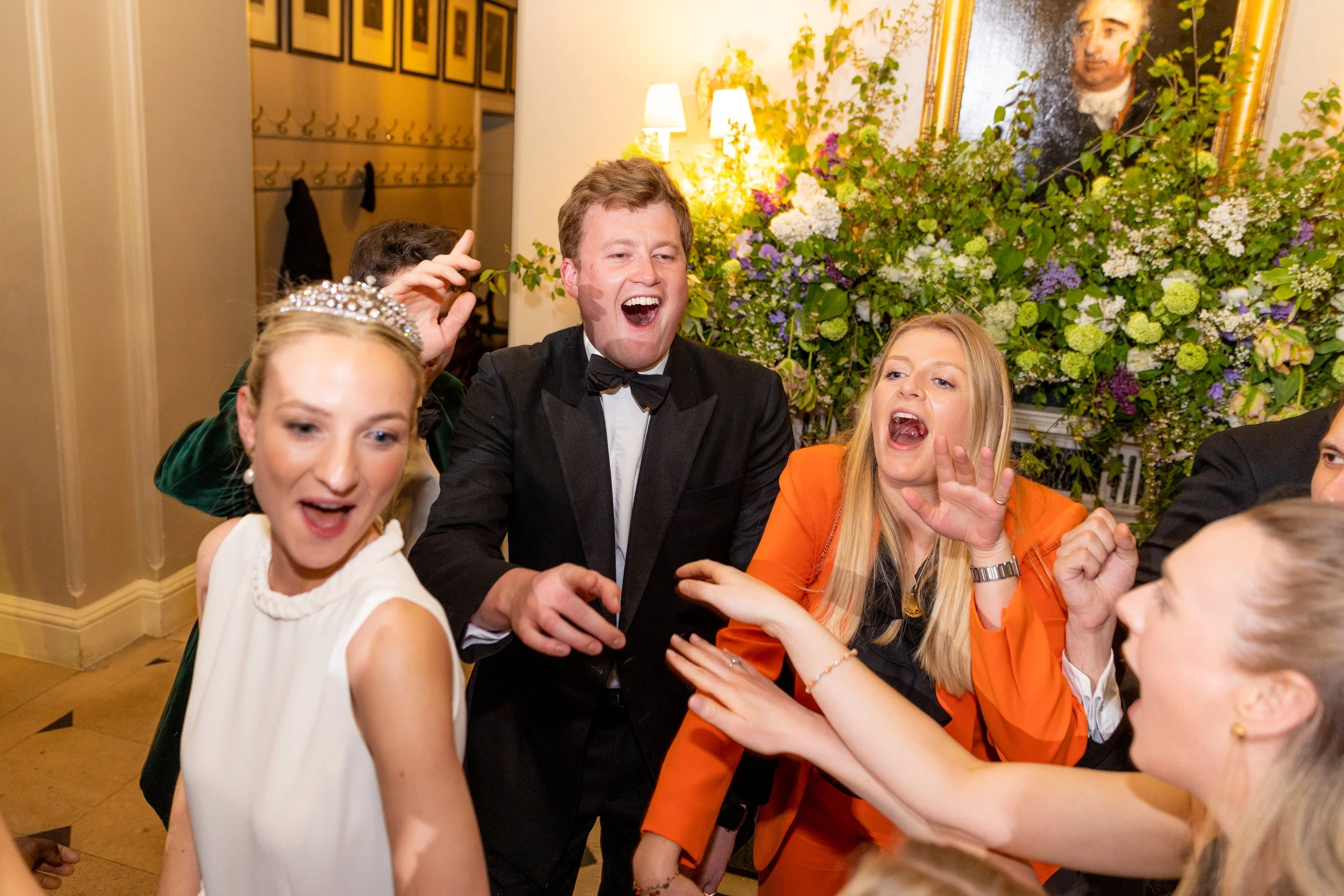 B3569-819-2- srgb.jpg