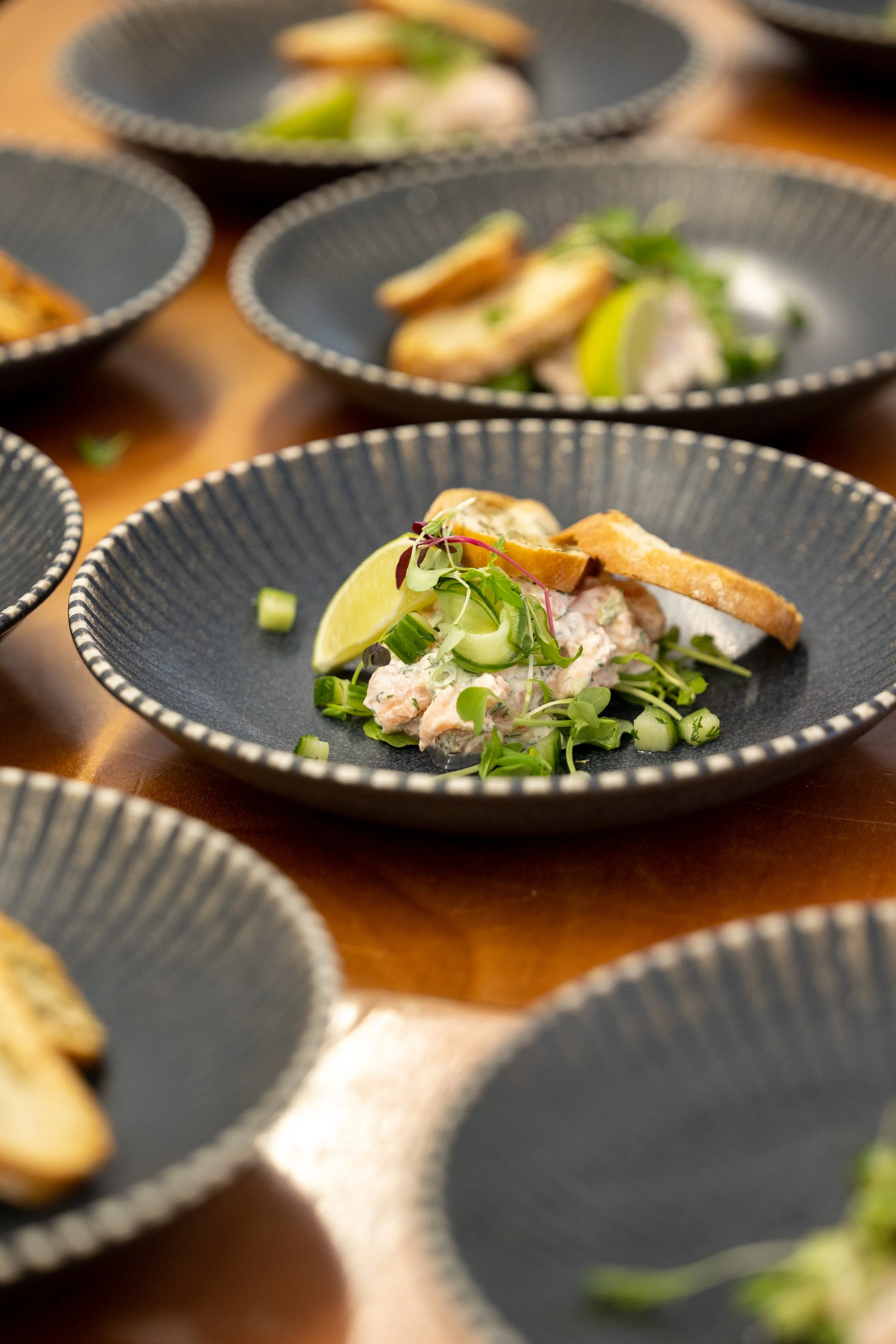 S5881-1133- srgb.jpg