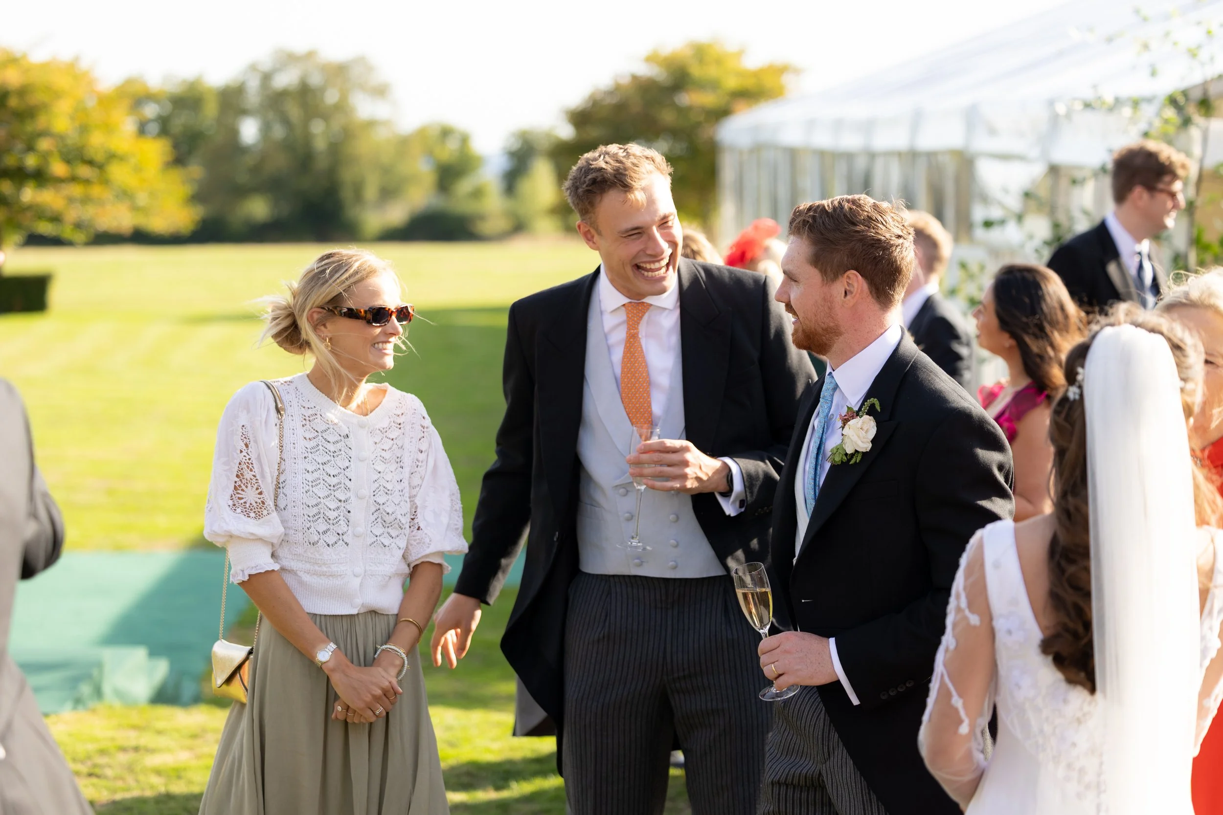 H5590--892- srgb.jpg