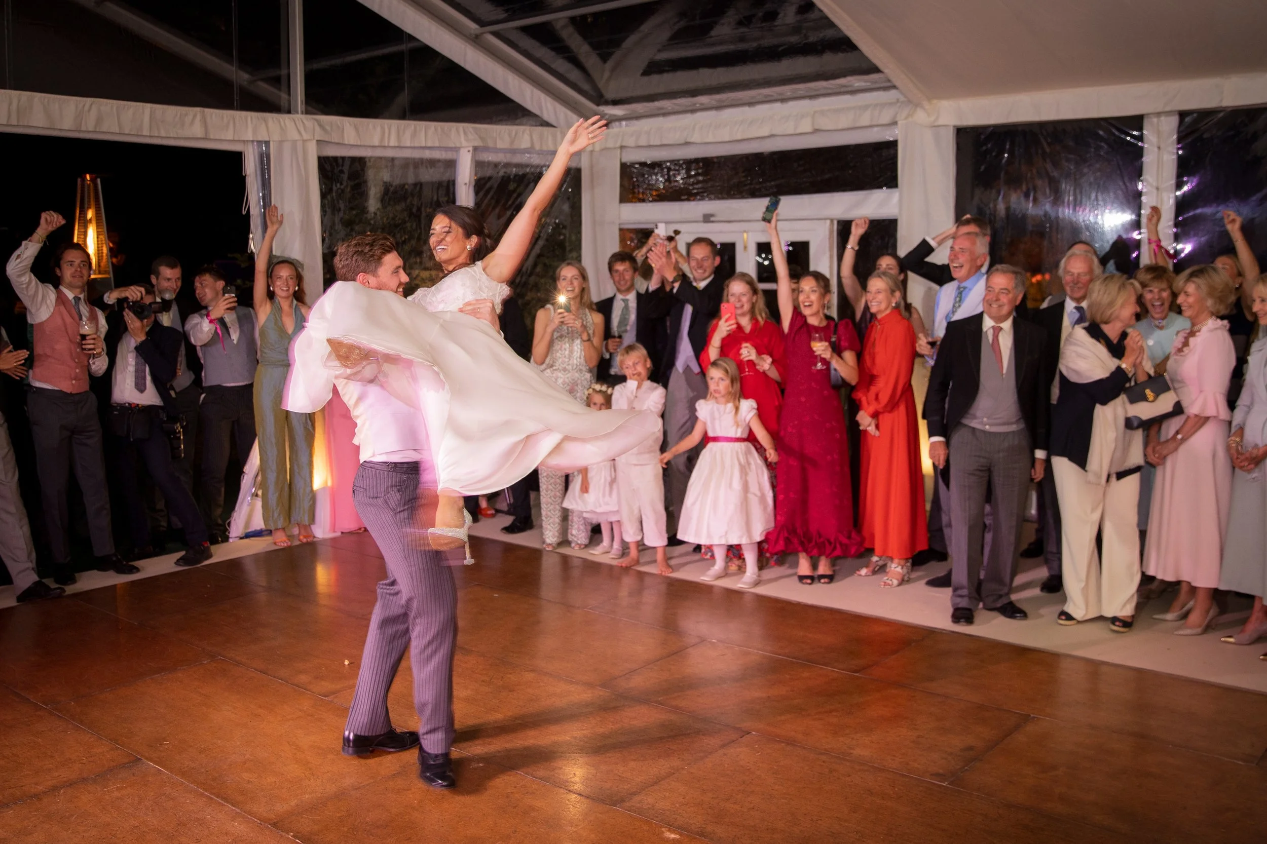 H5590--1611- srgb.jpg