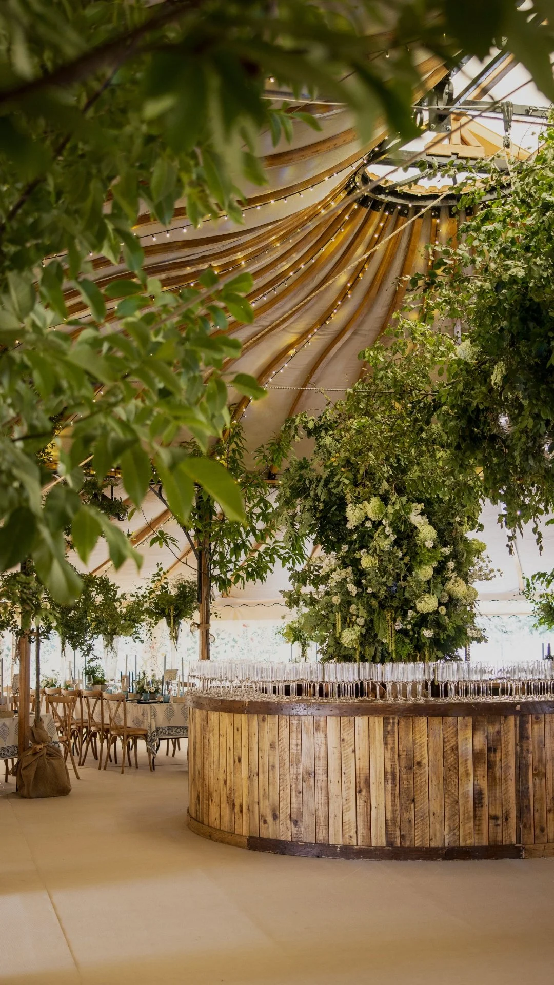  Fine Art Photography 
 Timeless and Thoughtful Photography for Weddings, Families & Events 