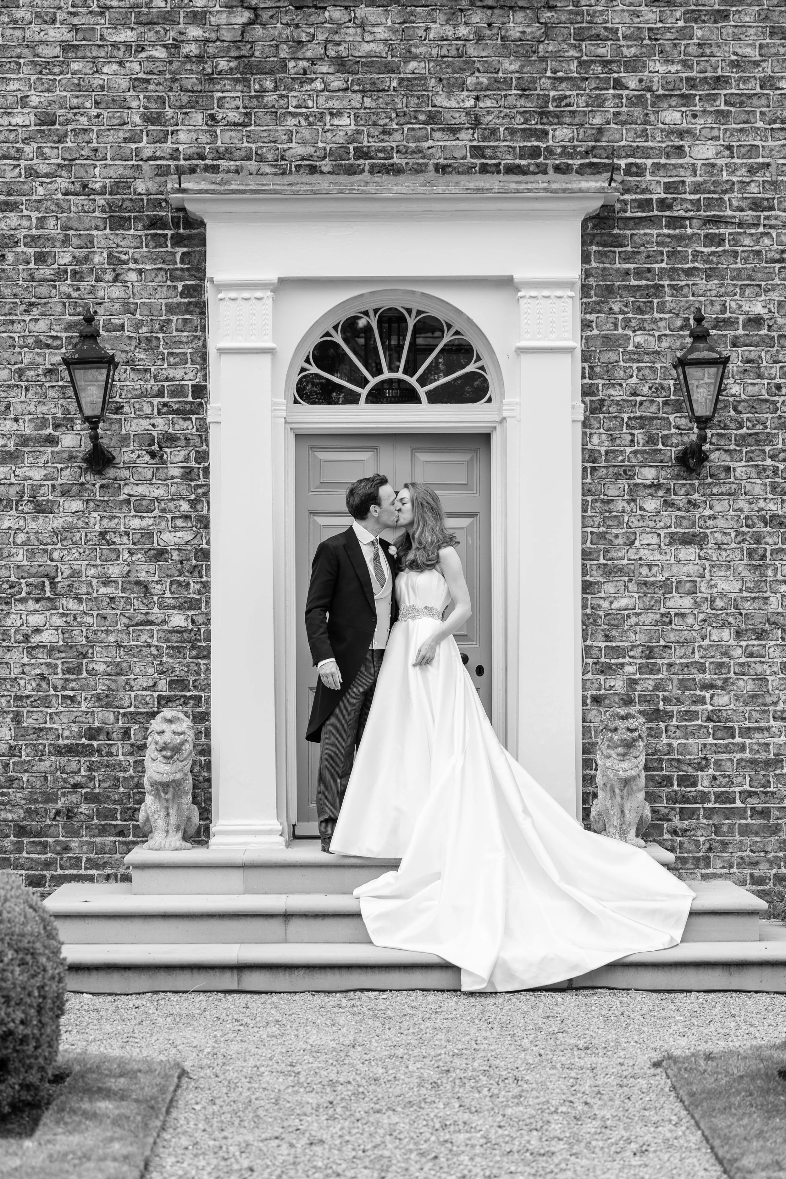 C3235-673-2- srgb.jpg