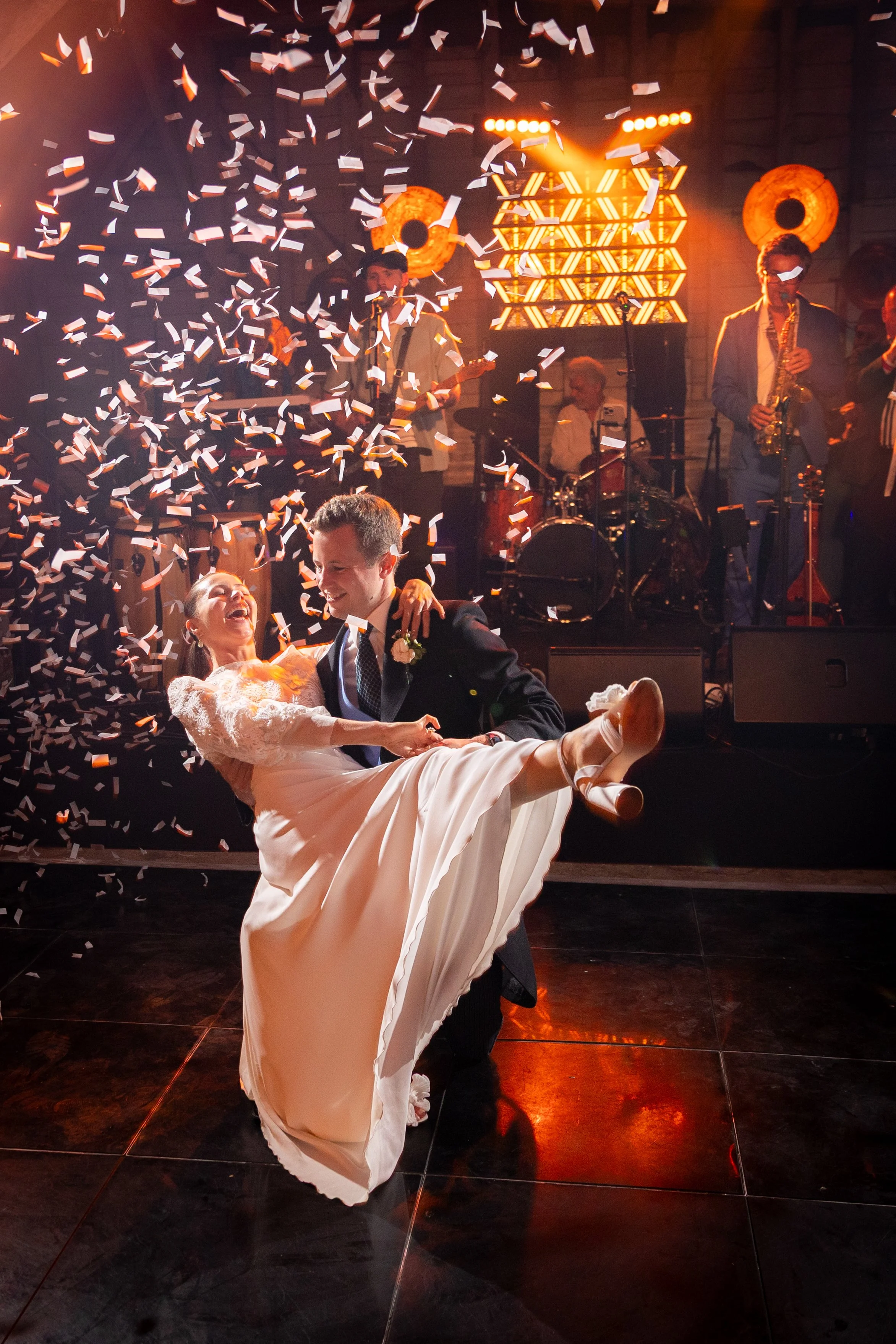 S5881-1252- srgb.jpg