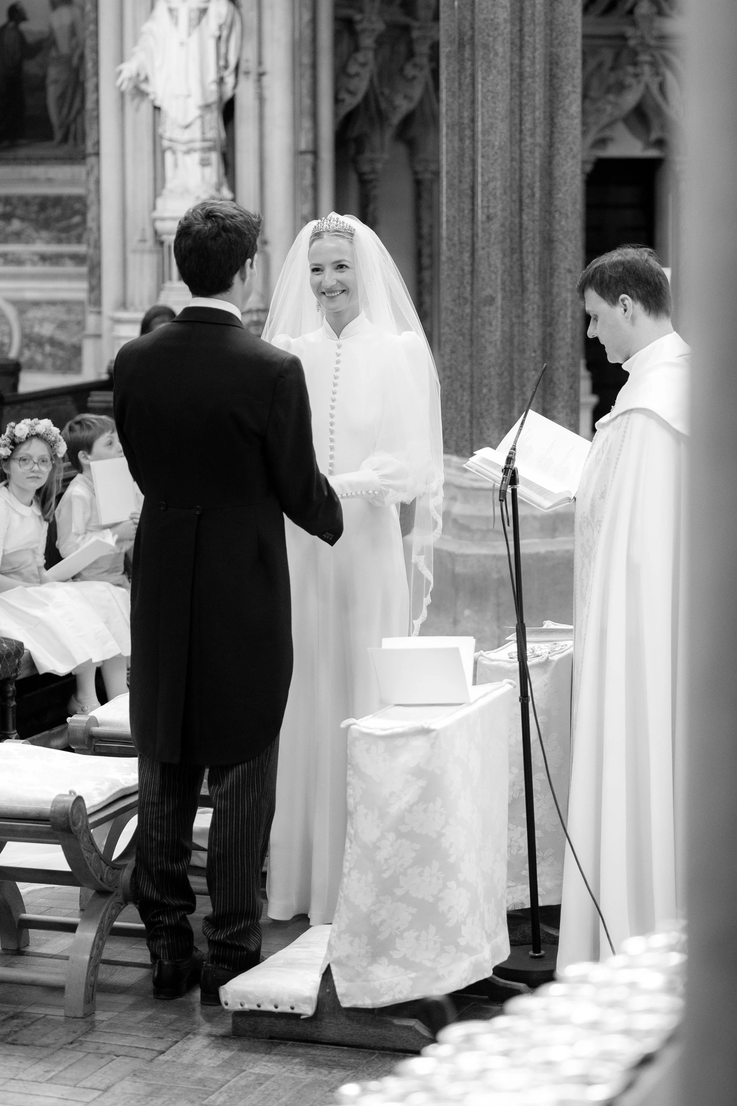 B3569-194-2- srgb.jpg