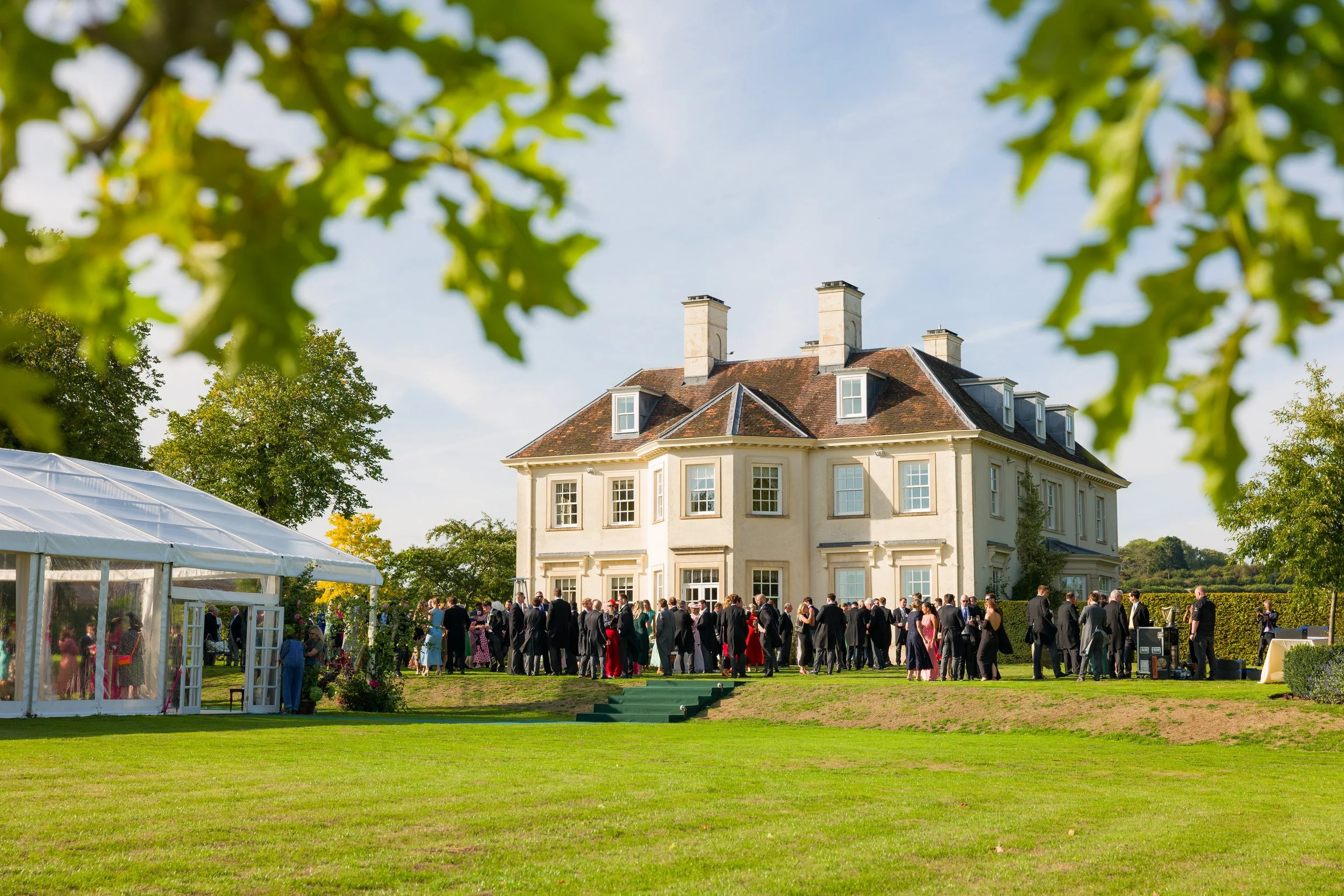 H5590--905- srgb.jpg