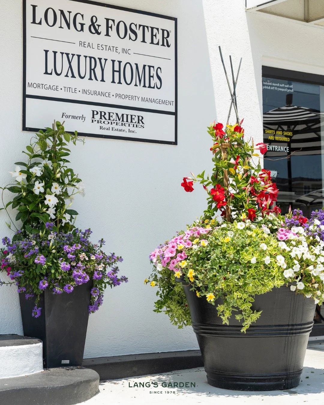 🌿 First impressions happen before anyone walks through your door.

That's the power of curb appeal, and it's exactly what our Seasonal Planter Program is built for. Once you sign up we'll start rotating seasonal planters - designed by coastal-planti