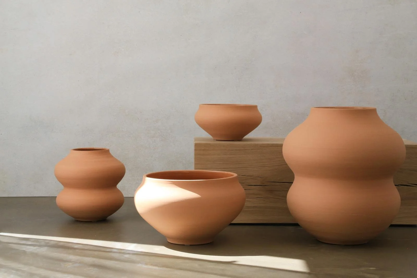 BERGS-POTTER_BELLE_rosa_vase_bowl_S_L_IMG_1522_JK_hz.jpg