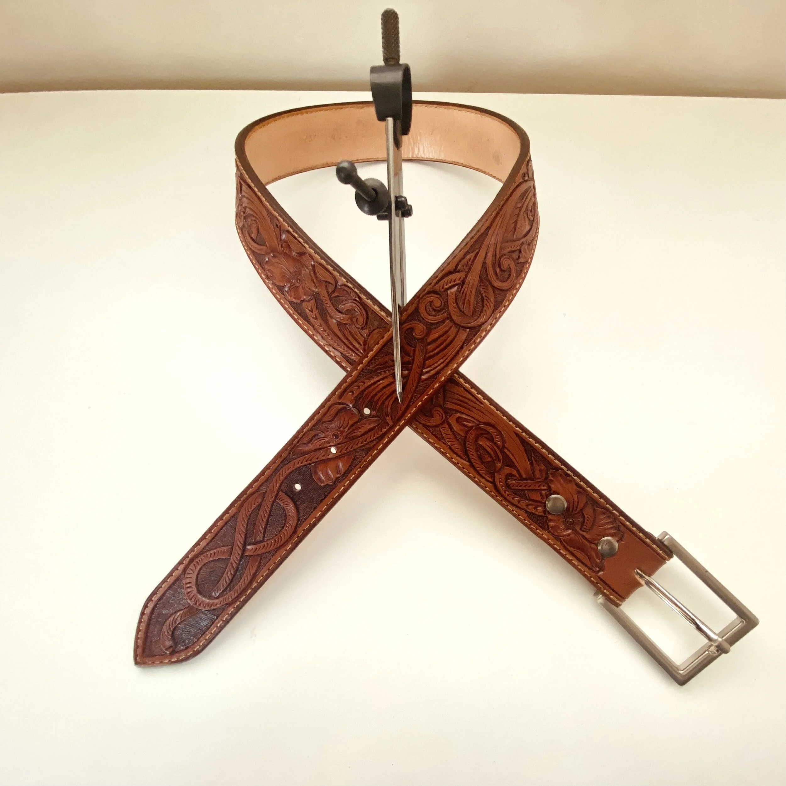 Custom Climbing Rope and Vine Theme