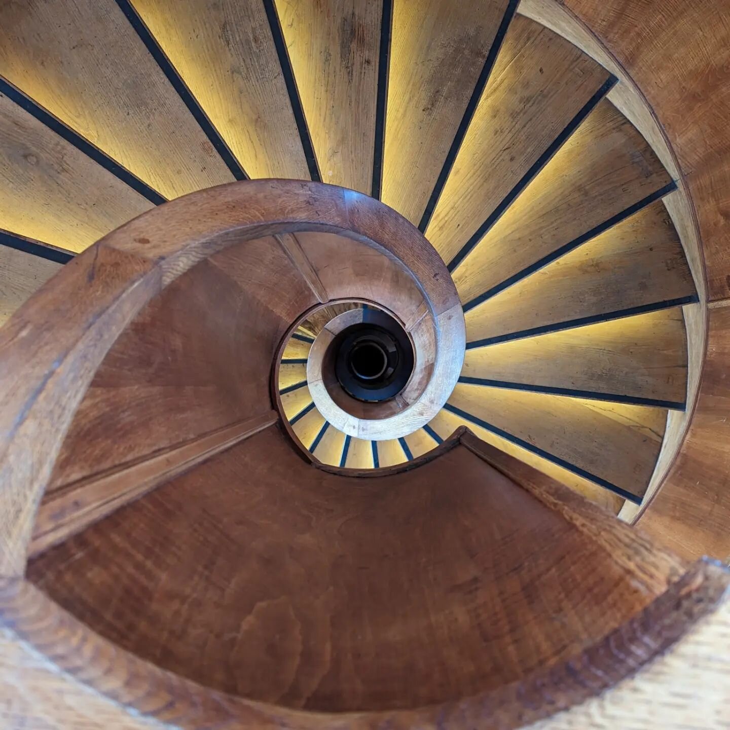 Spiral staircases in Ljubljana

#staircase #spiral #spiralstaircase #ljubljana #slovenia