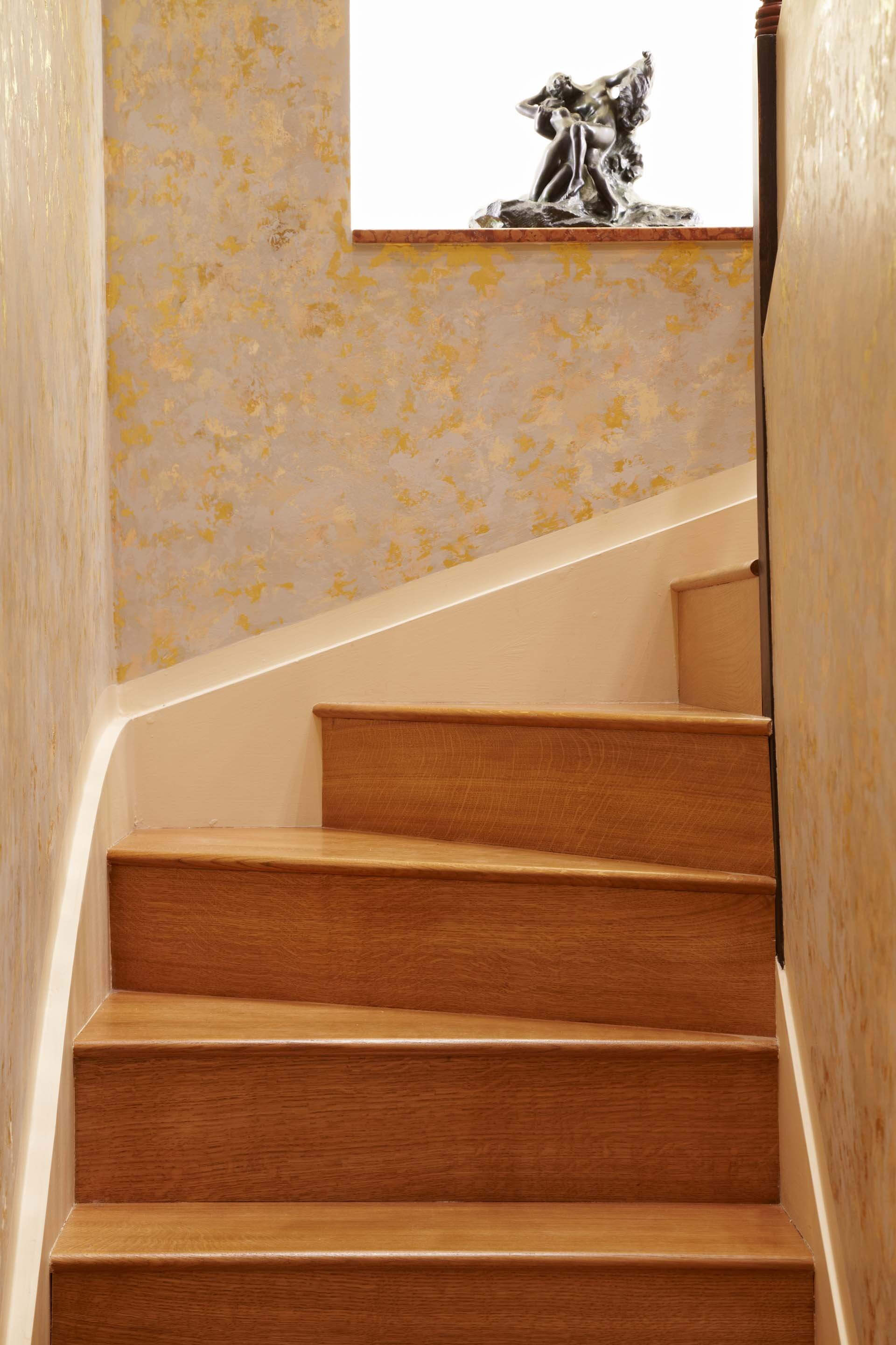 portfolio-1015-31-staircase-sculpture.jpg