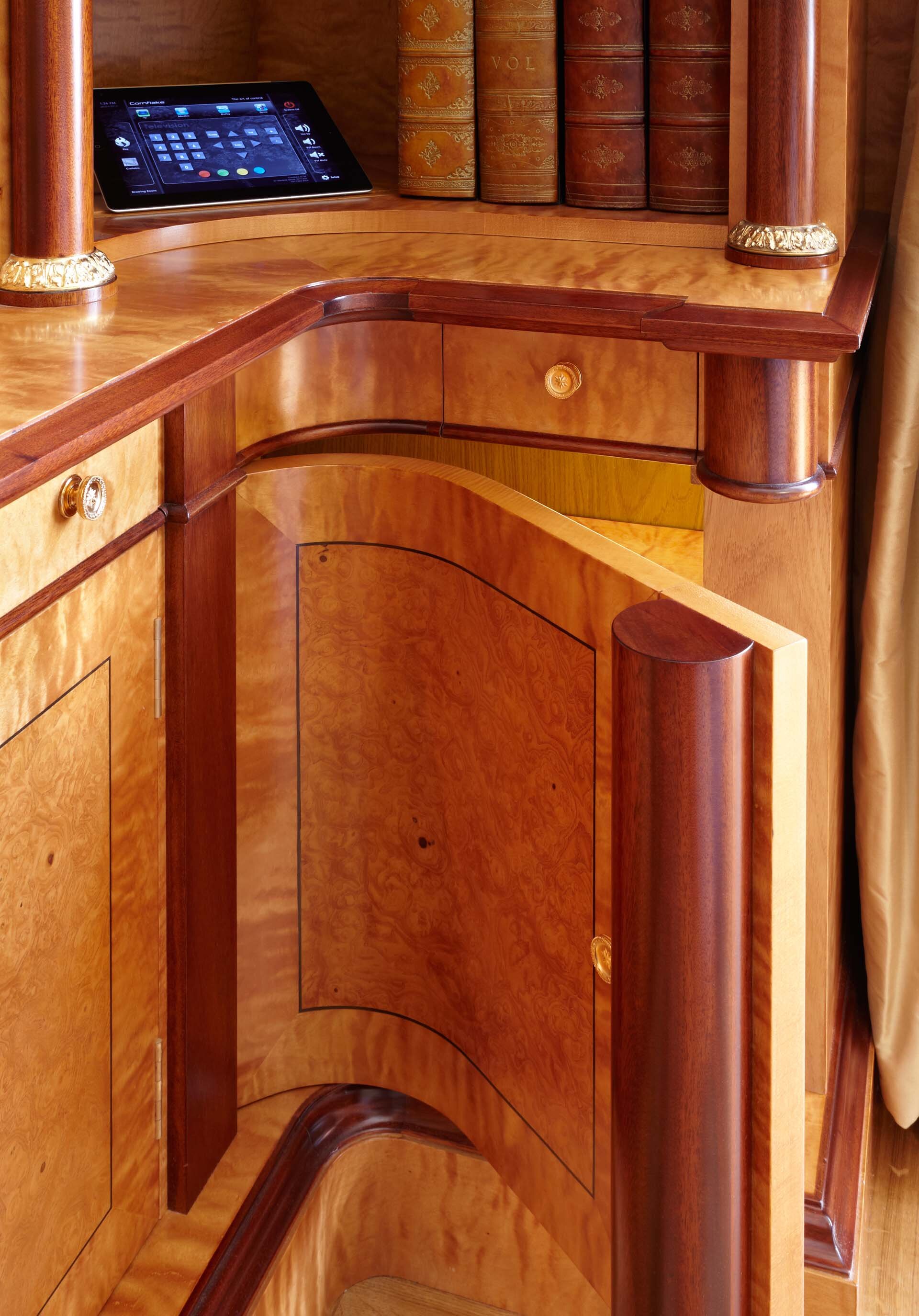 portfolio-1015-16-bespoke-cabinetry.jpg