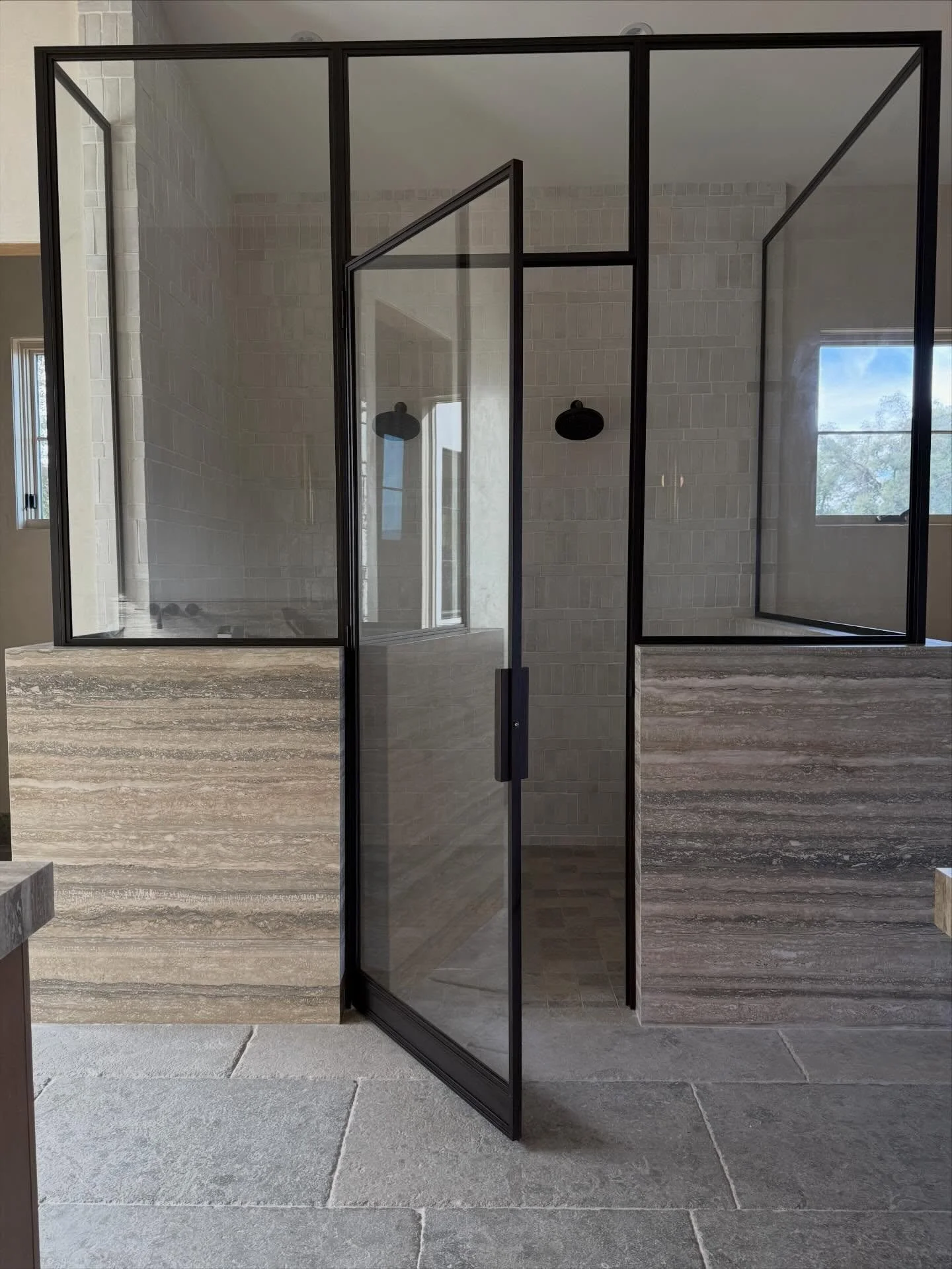 A week out from install! The finish line never looked better.

Architect @bdandarch 
Design collab @gatehousestudio_
Shower enclosure @la_belle_enclosures