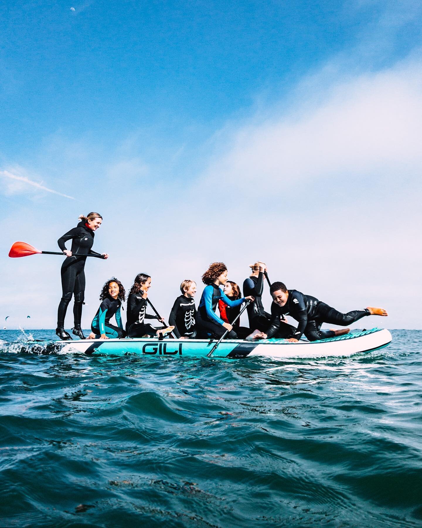 Always humbled by the mega SUP! When the waves are small and the wind is right we party wave. This is team building at its finest 😂